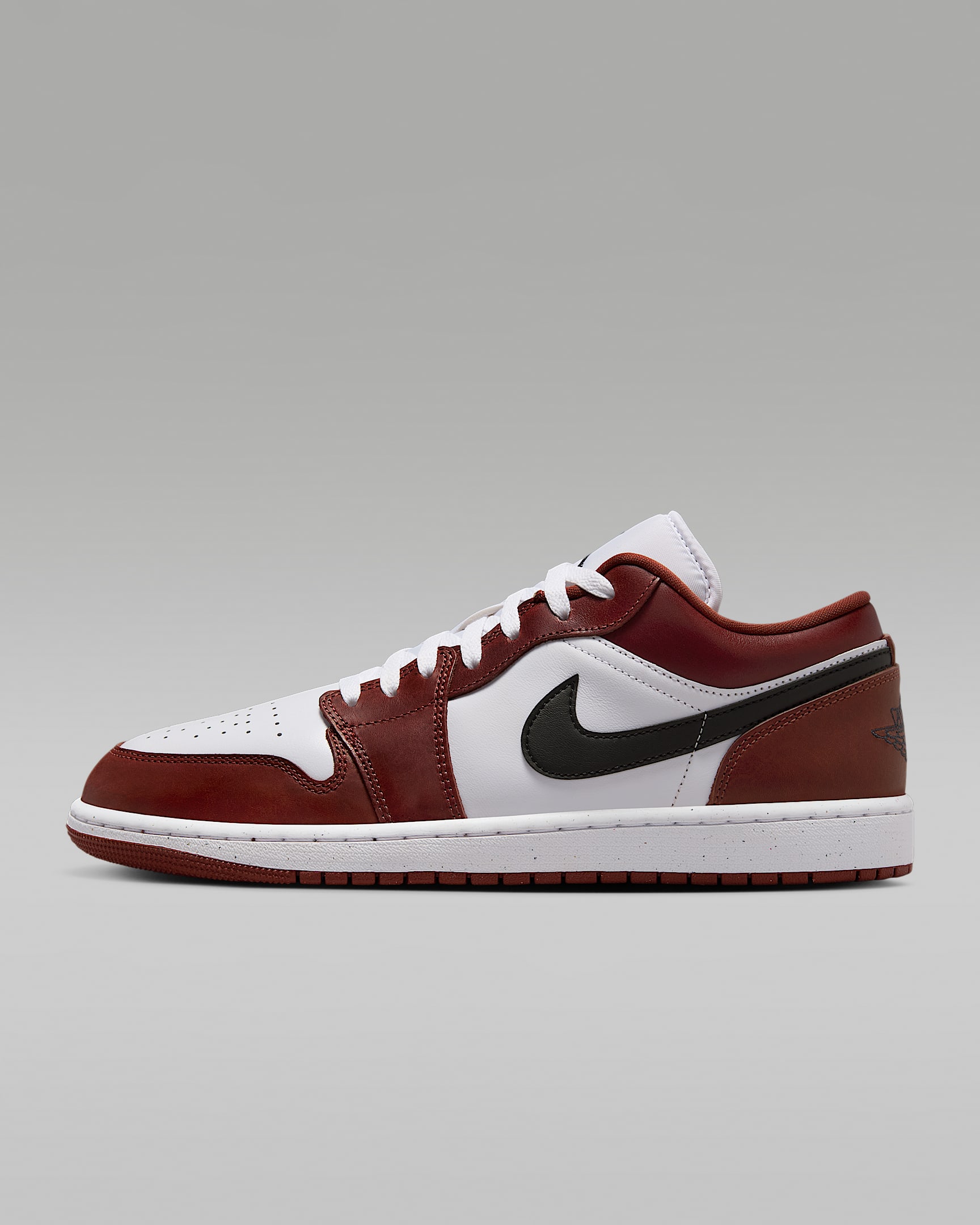Air Jordan 1 Low SE 男子运动鞋 - 白色/小马棕/黑