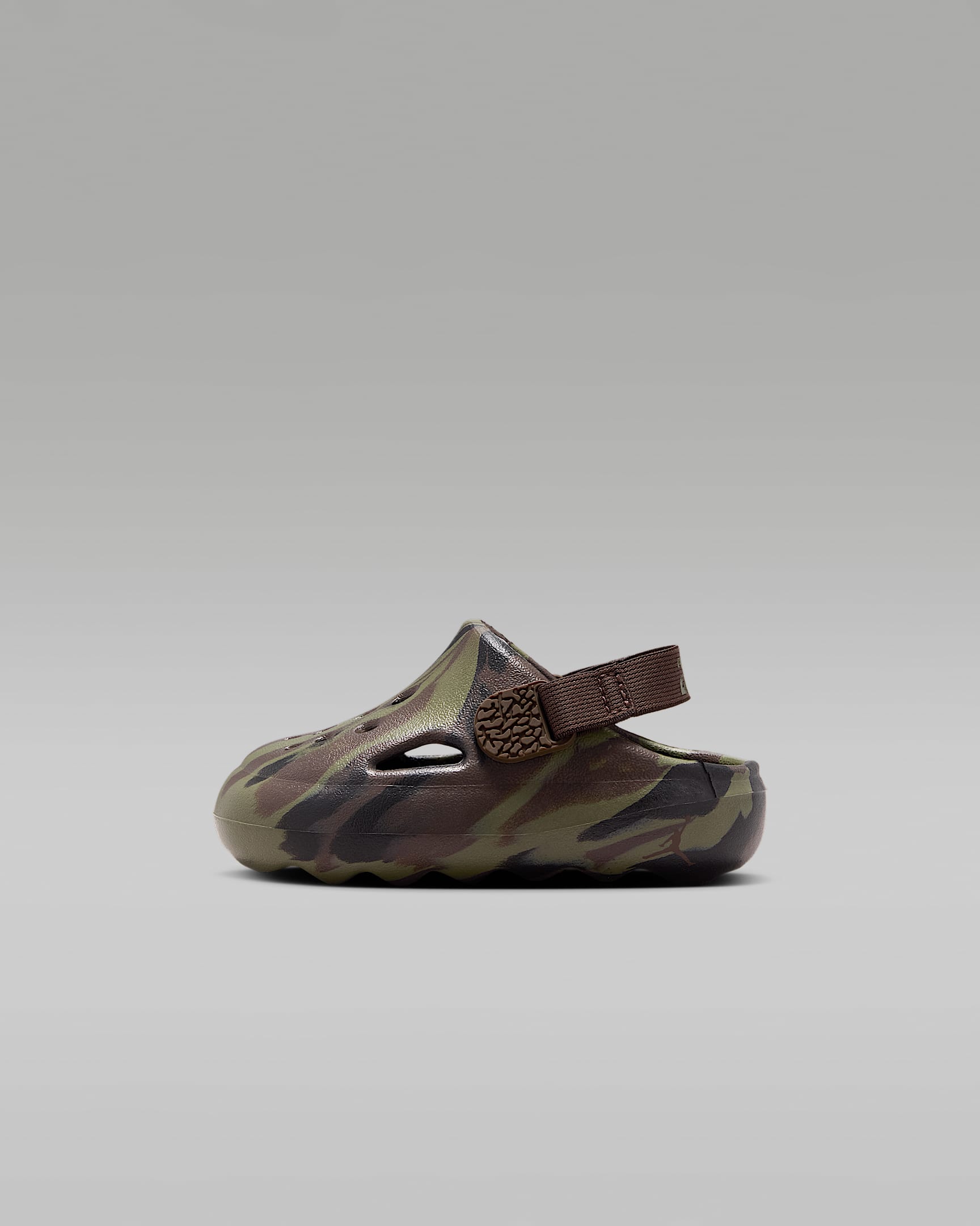 中橄榄绿/黑/巴洛克棕