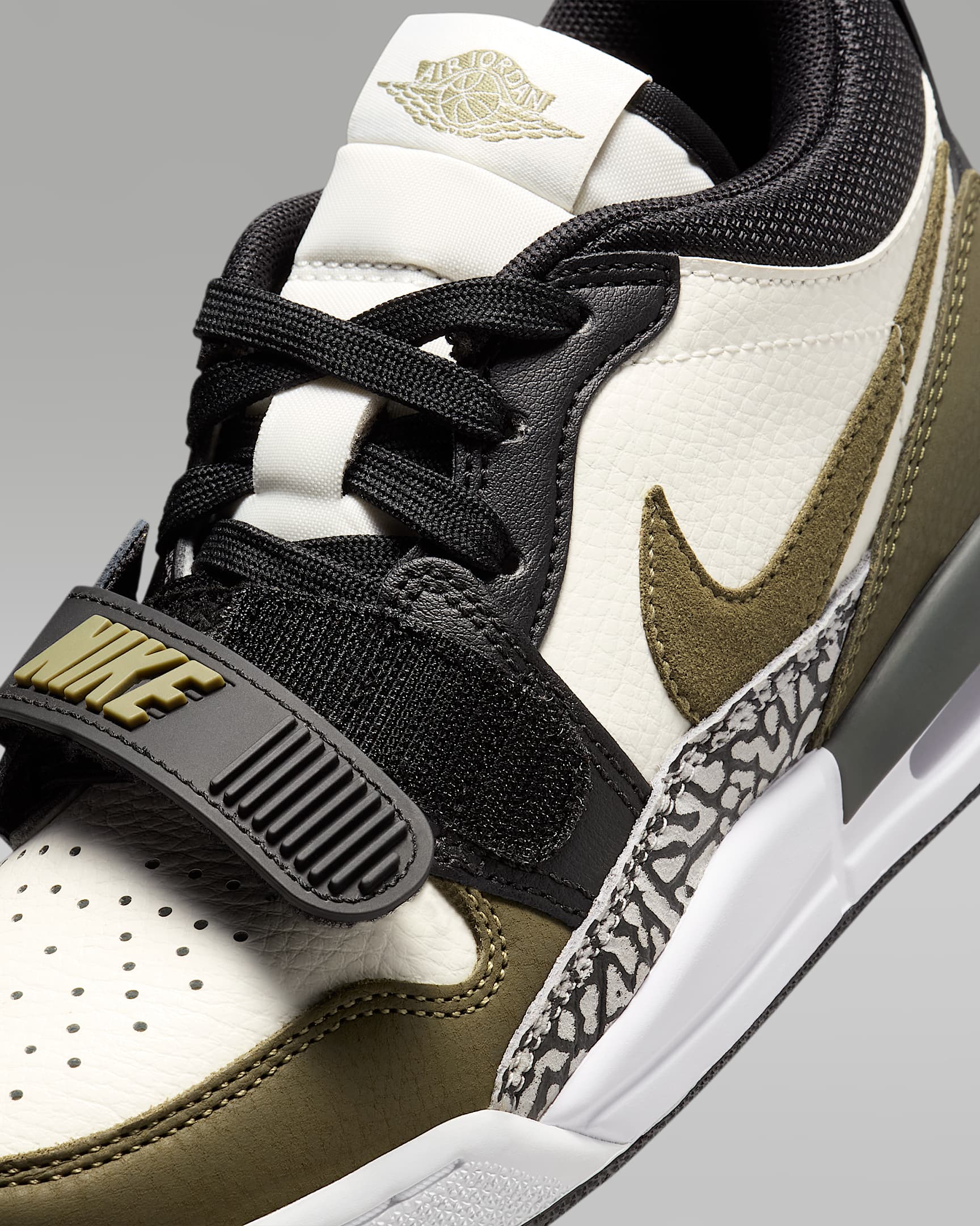 Air Jordan Legacy 312 Low AJ312 大童运动鞋-NIKE 中文官方网站