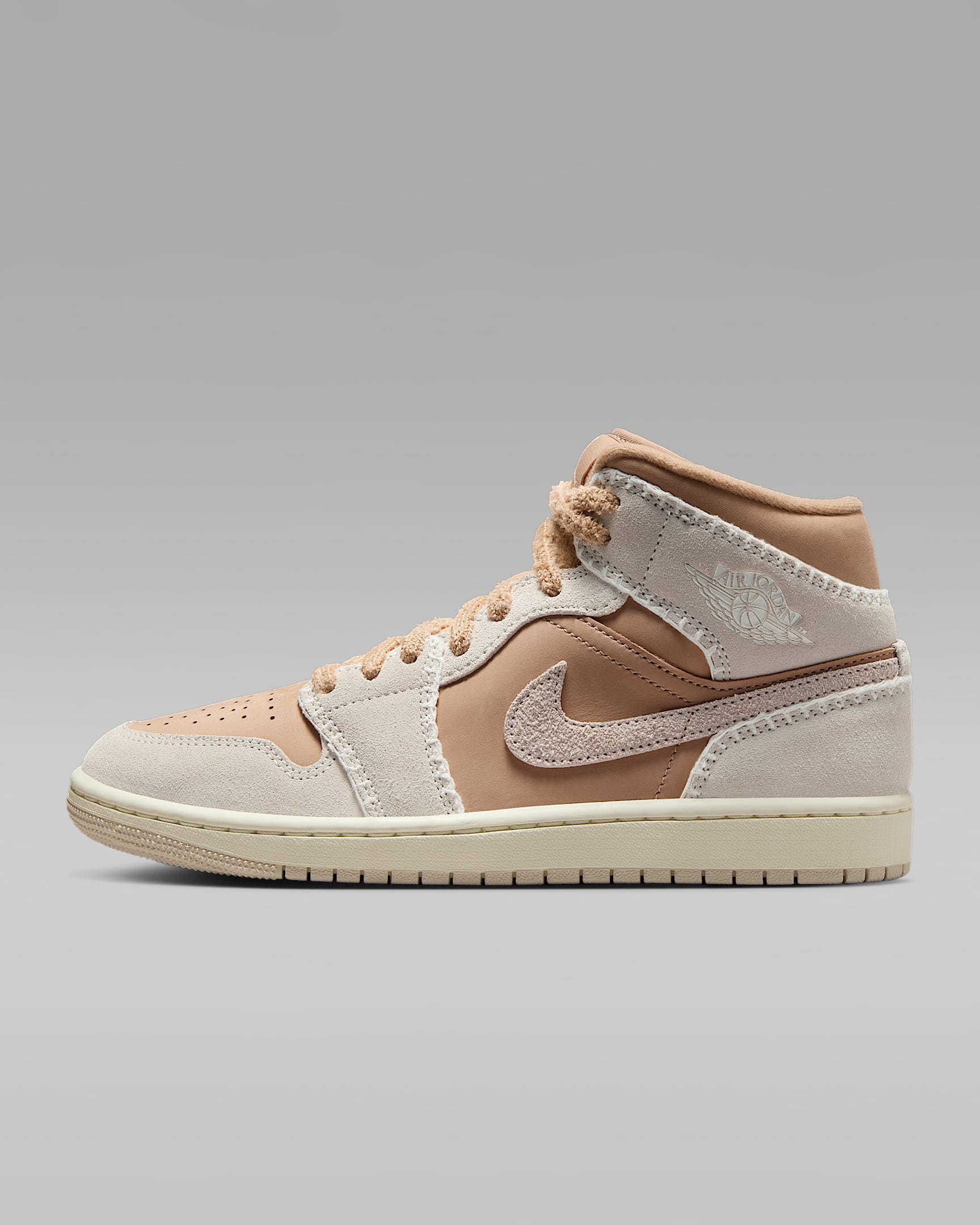 Air Jordan 1 Mid SE 女子运动鞋 - 麻黄/帆白/浅土褐