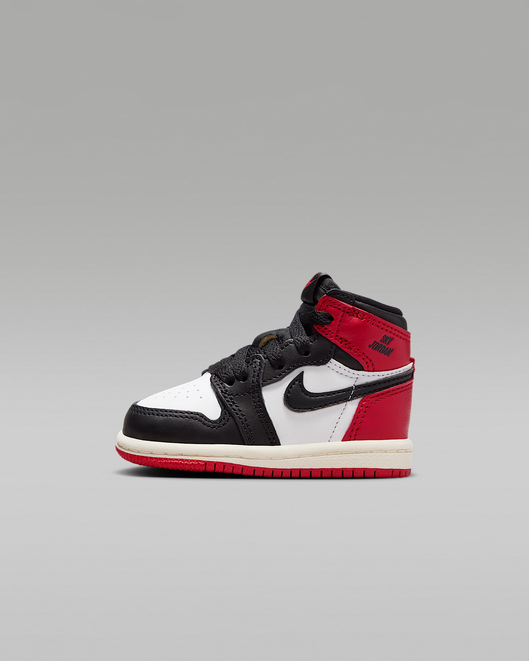Jordan 1 Retro High OG "Black Toe Reimagined" 复刻婴童运动鞋 - 白色/校园红/帆白/黑