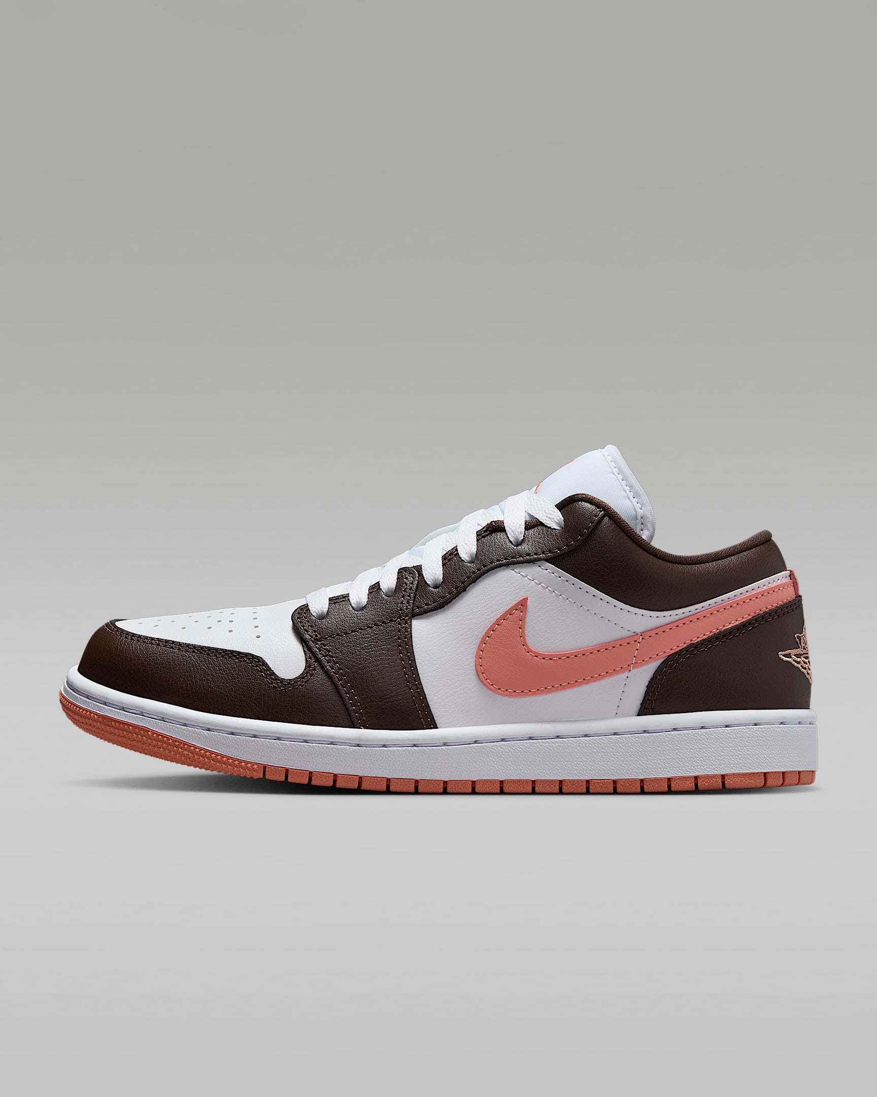 Air Jordan 1 Low 女子运动鞋刺绣板鞋 - 白色/巴洛克棕/浅茜草根褐