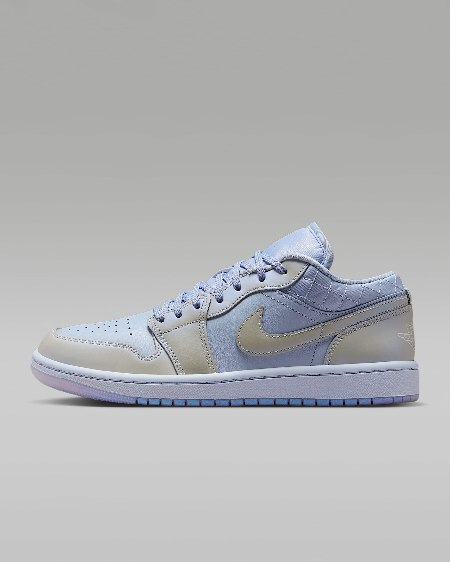Air Jordan 1 Low SE 女子运动鞋 - 幻影/帆白/白金色