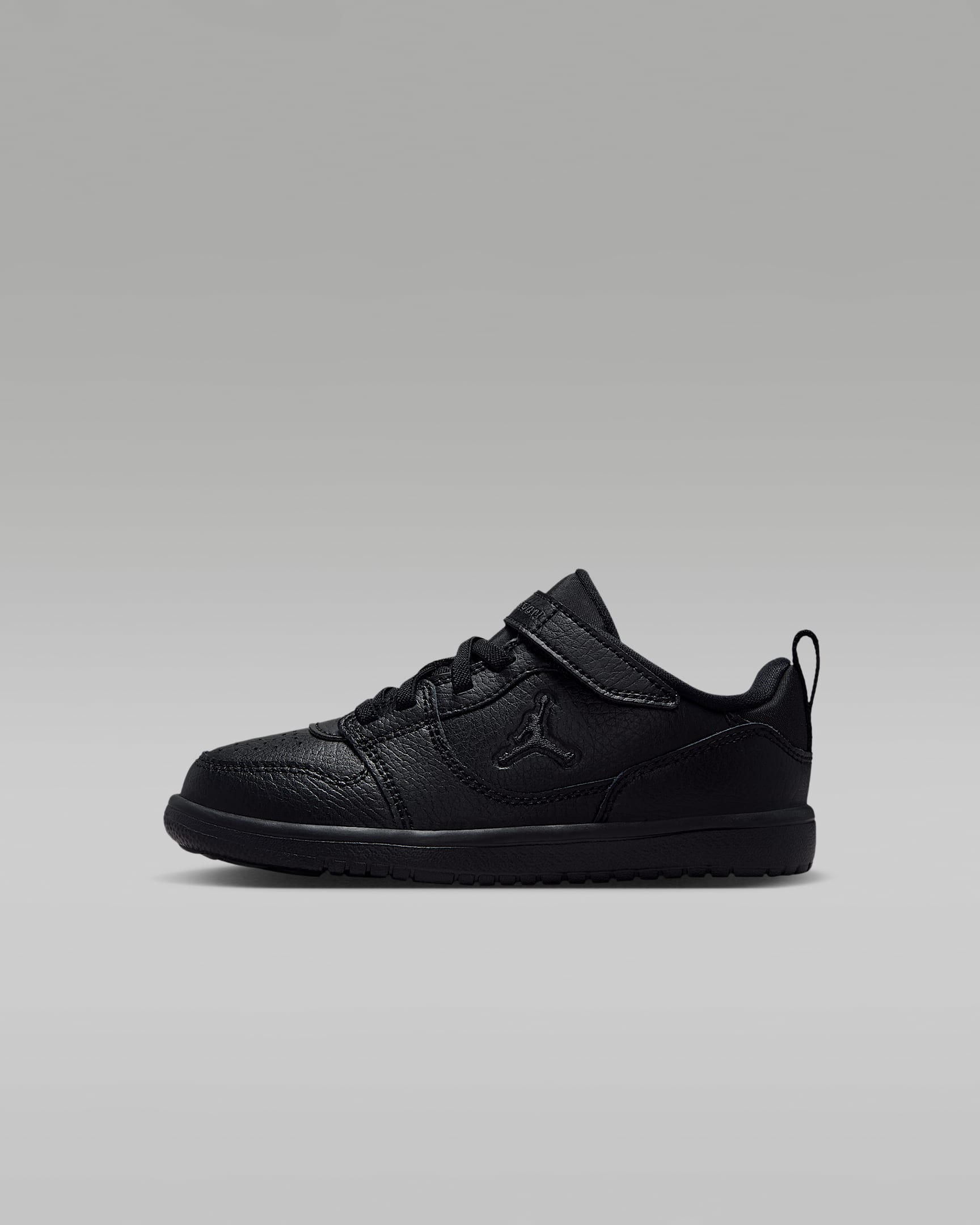 Jordan Court Connect Low 幼童运动鞋 - 黑/暗烟灰
