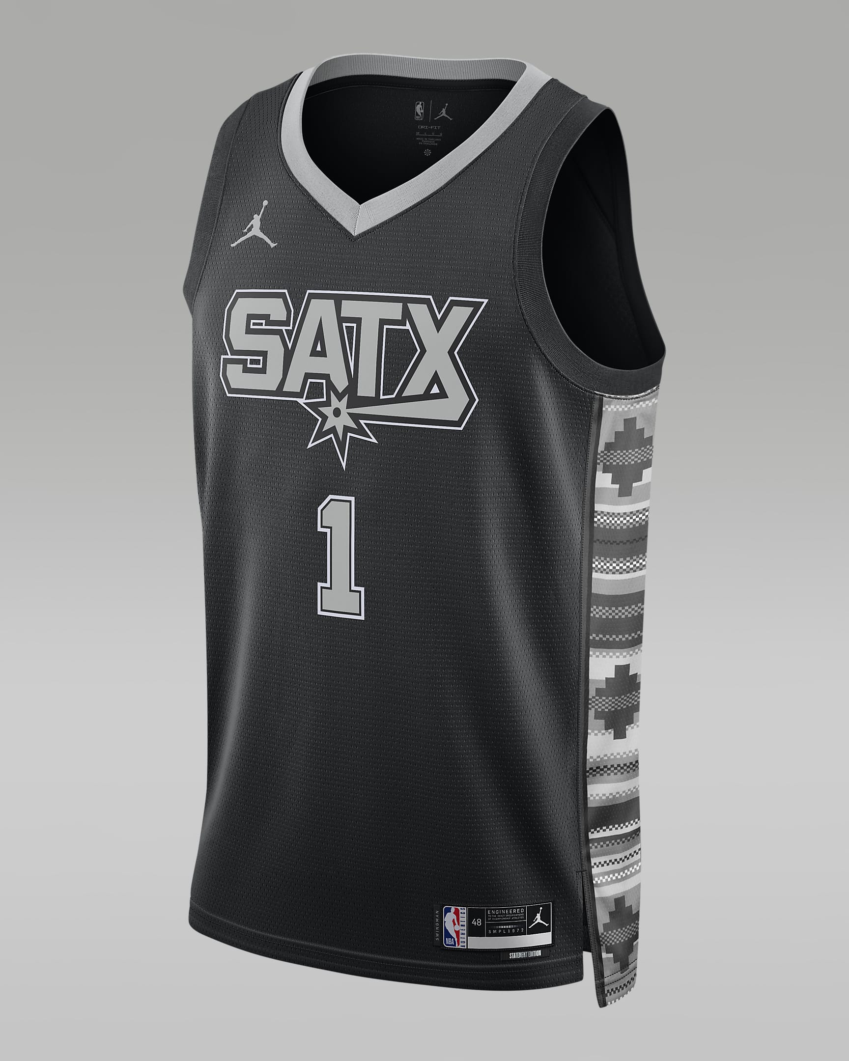 圣安东尼奥马刺队 Statement Edition Jordan Dri-FIT NBA Swingman Jersey 男子速干球衣 - 黑/银