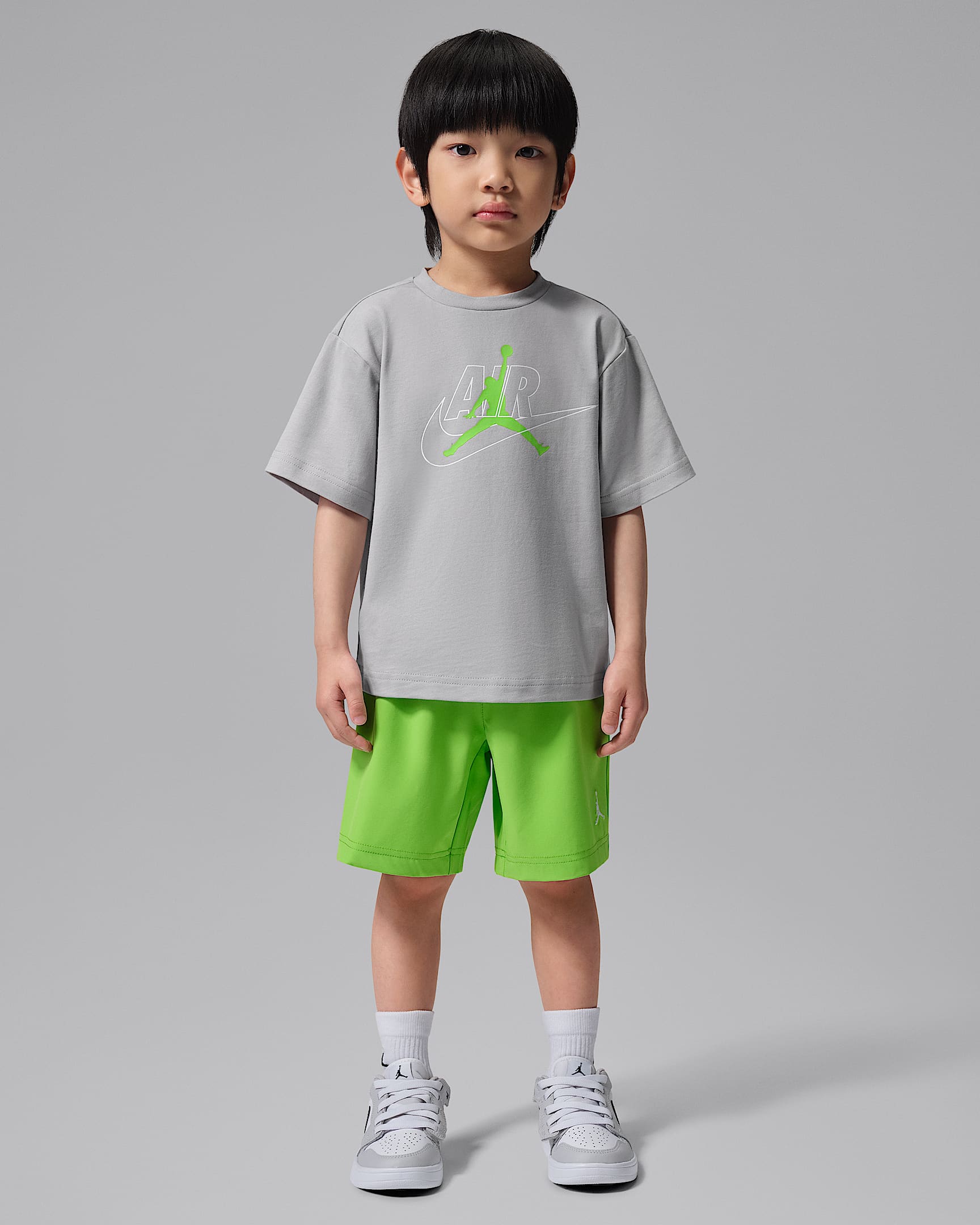 Jordan Jumpman Air 婴童短袖T恤和短裤套装 - 行动绿