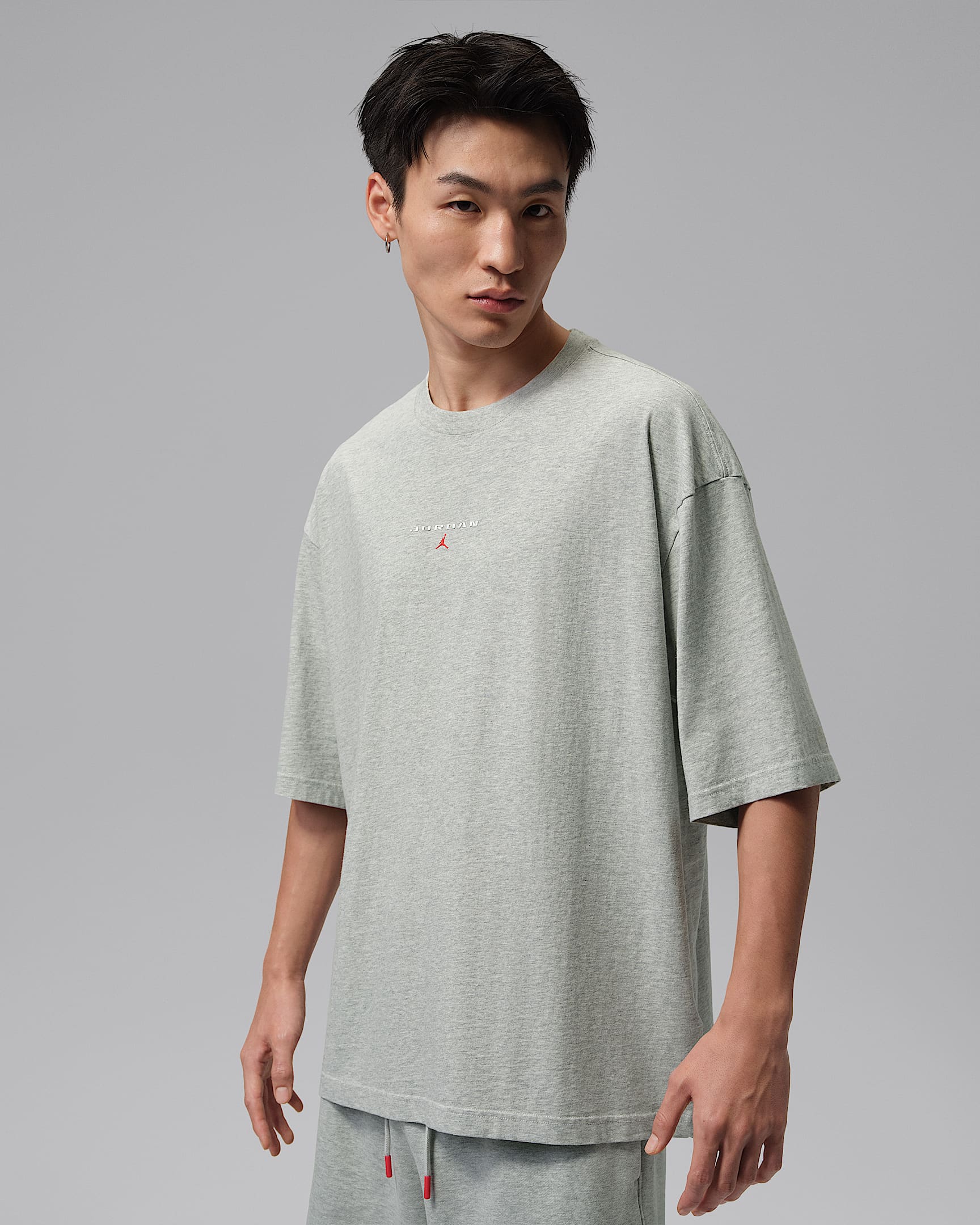 Jordan Flight Essentials 男子 Oversize 风短袖T恤 - 麻灰
