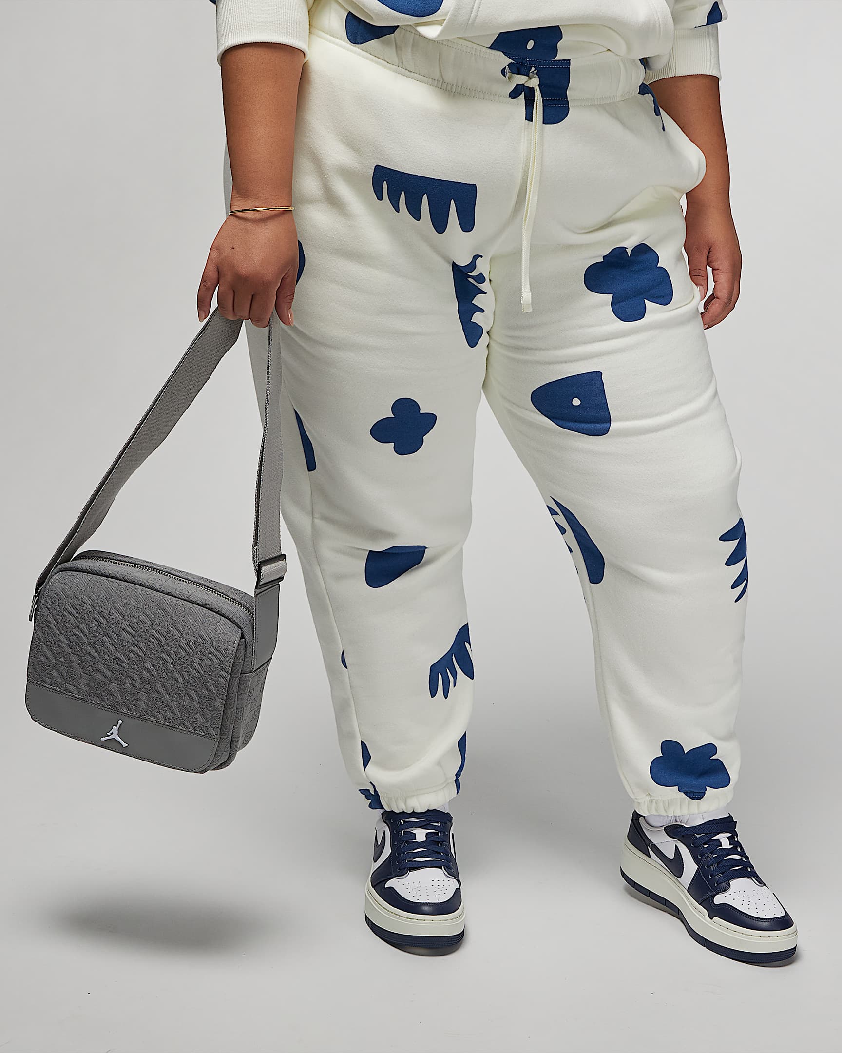 Jordan Monogram 斜挎包 - 水泥灰