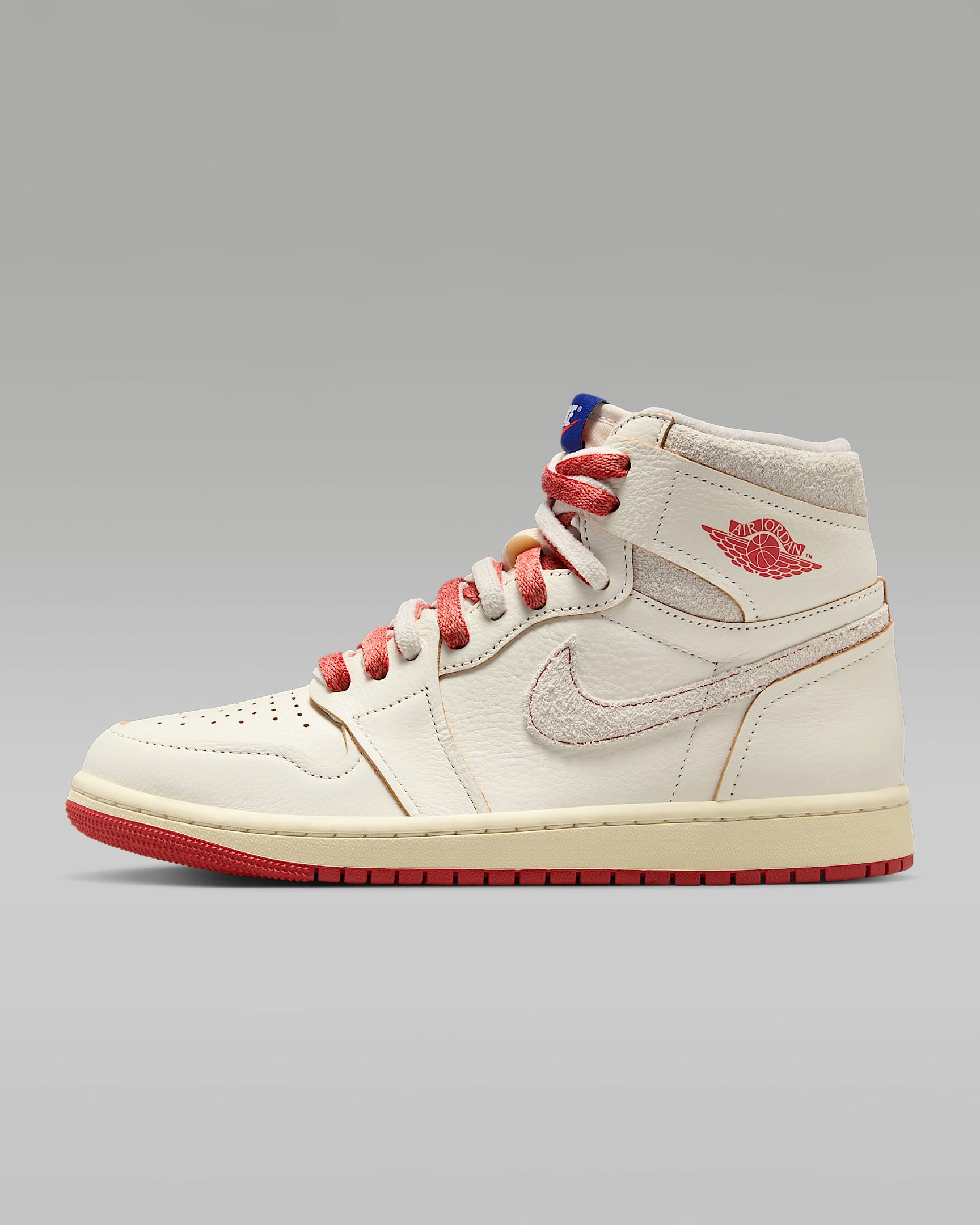 Air Jordan 1 High OG "Rare Air" 女子运动鞋 - 帆白/浅骨色/朱红