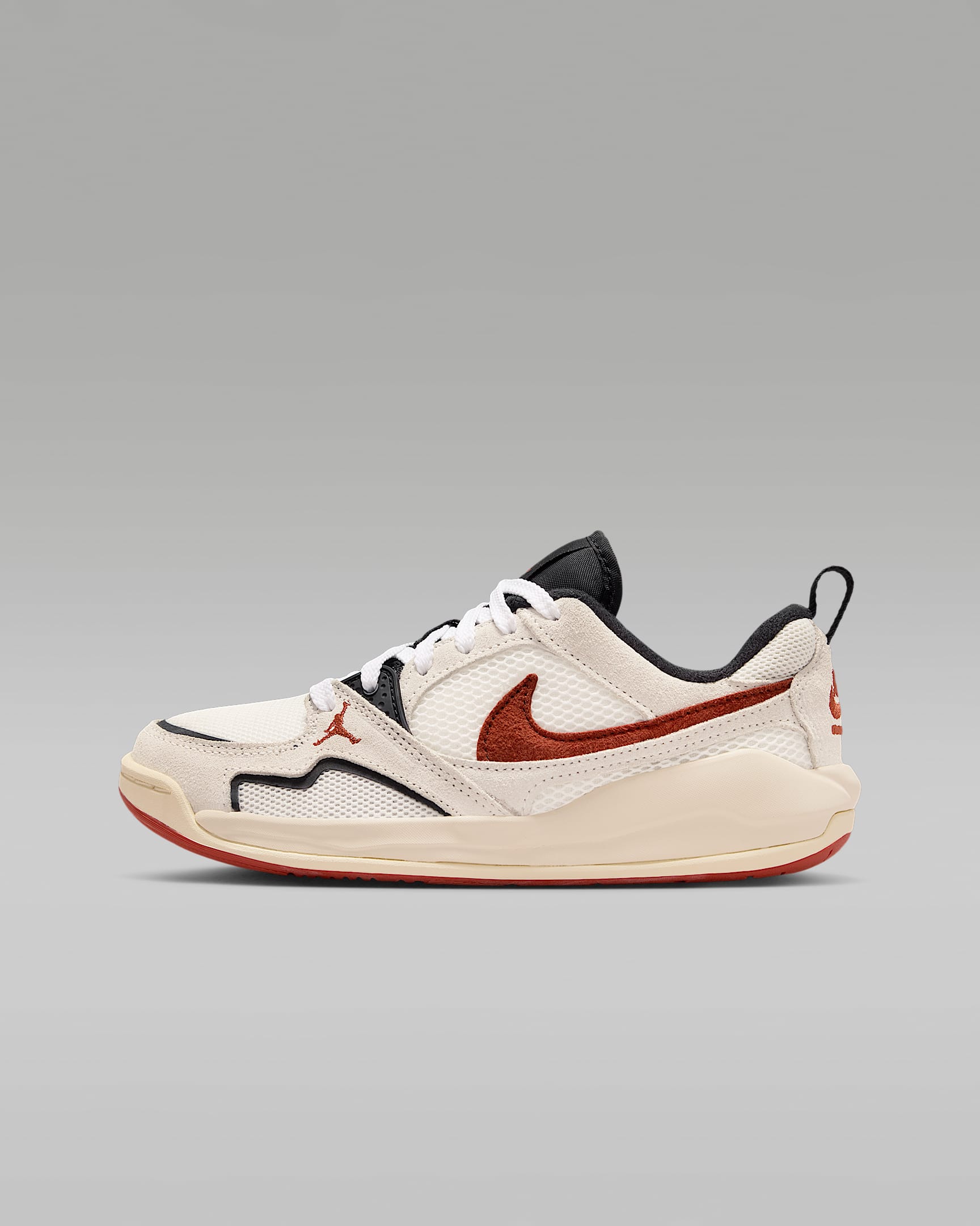 Jordan CMFT Era Jordan 舒释鞋大童运动鞋 - 帆白/黑/淡奶白/石红