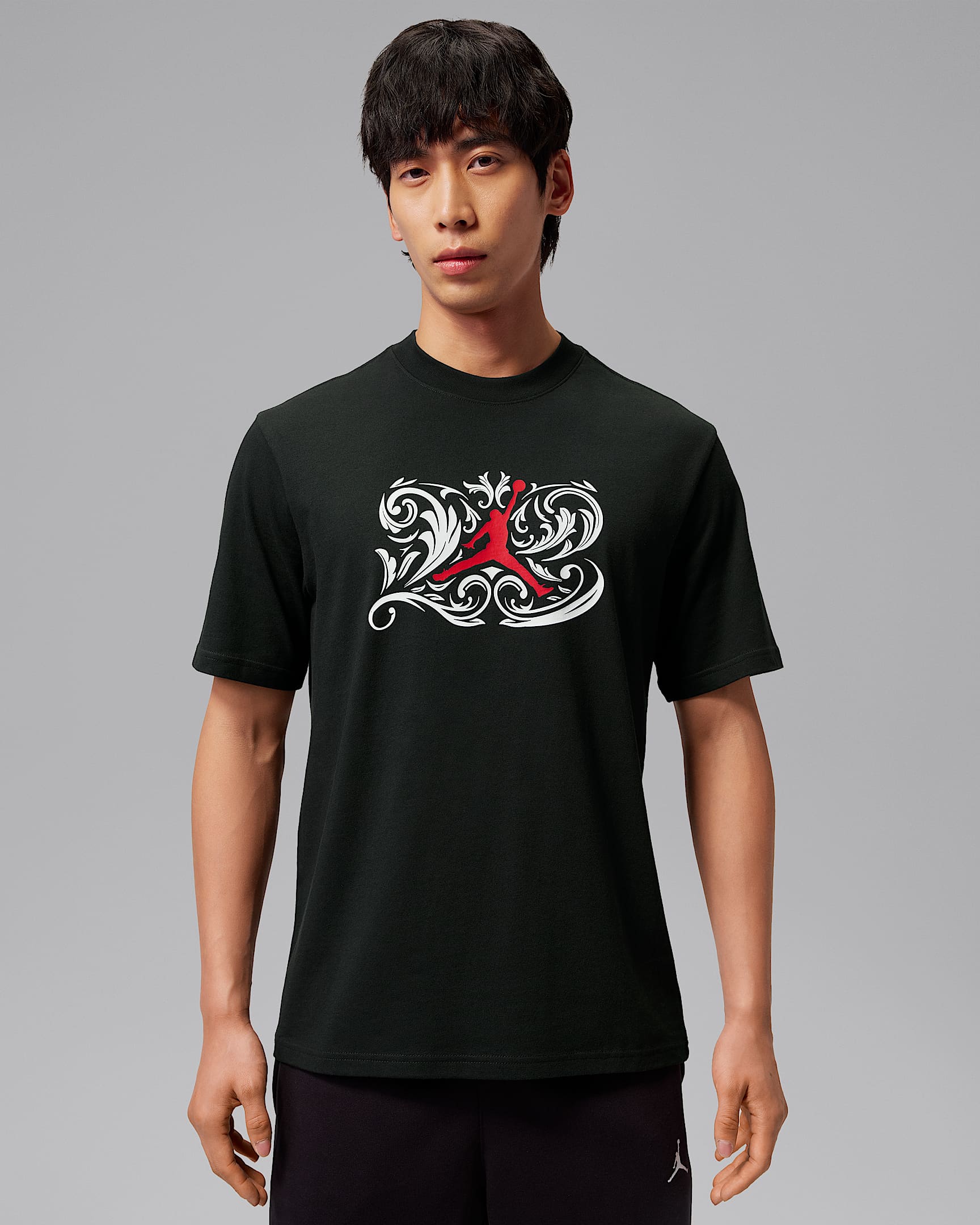 Jordan Sport Dri-FIT 男子速干短袖印花T恤 - 黑/大学红