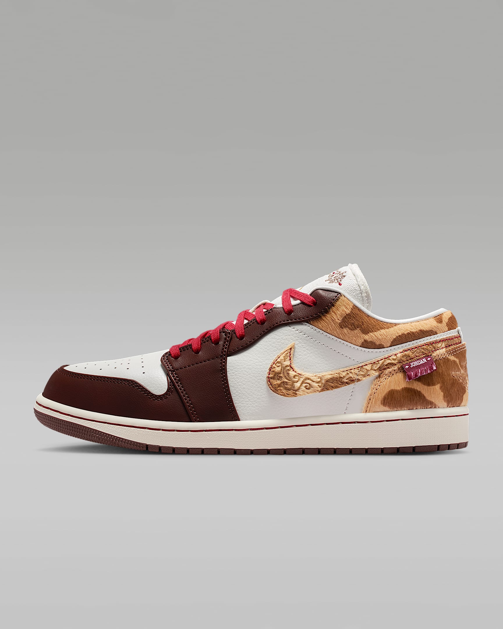 Air Jordan 1 Low SE CNY 新年系列男子运动鞋 - 帆白/帆白/浅巧克力色/麻黄