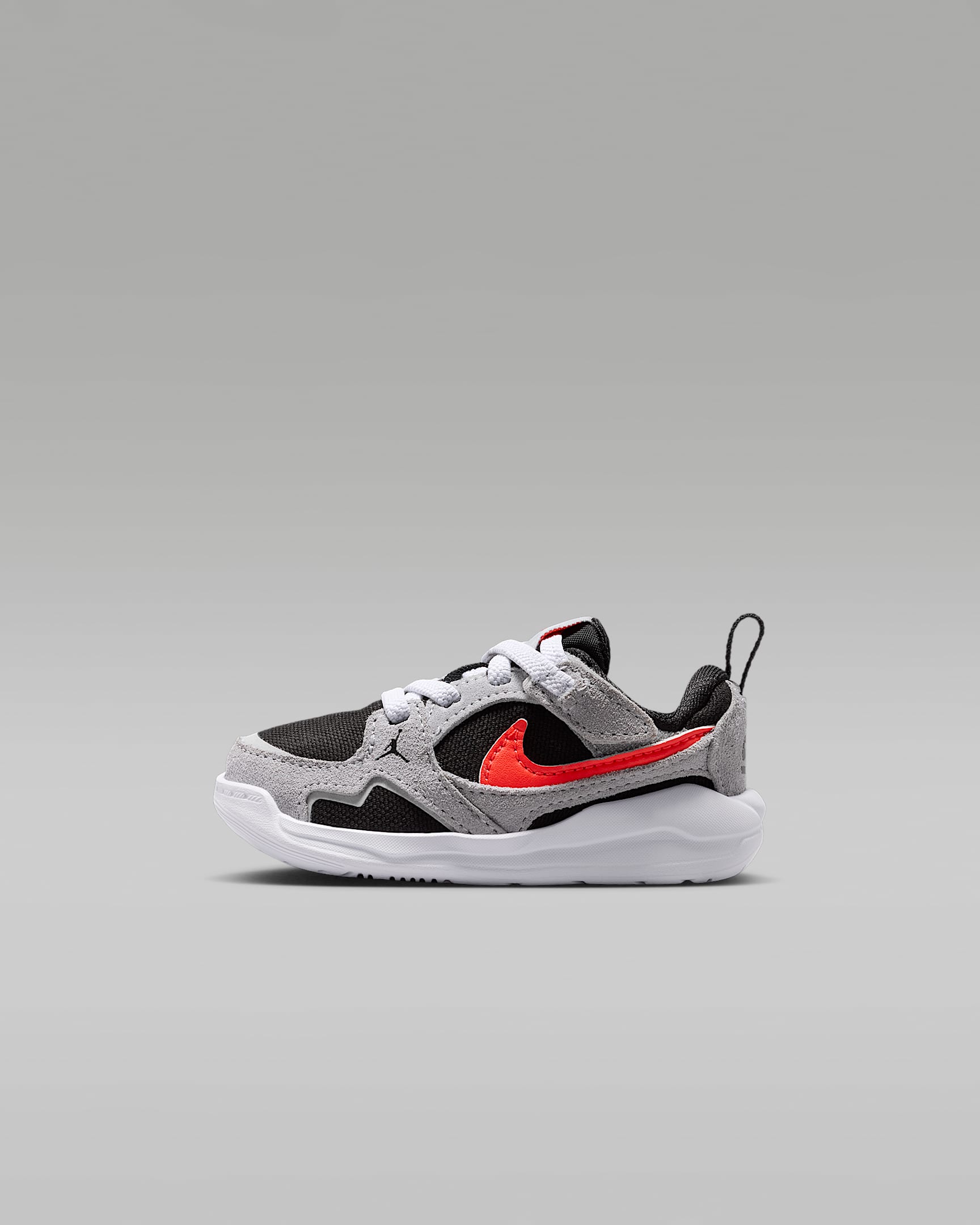 Jordan CMFT Era Jordan 舒释鞋婴童运动鞋 - 黑/狼灰/白色/红外线红 23