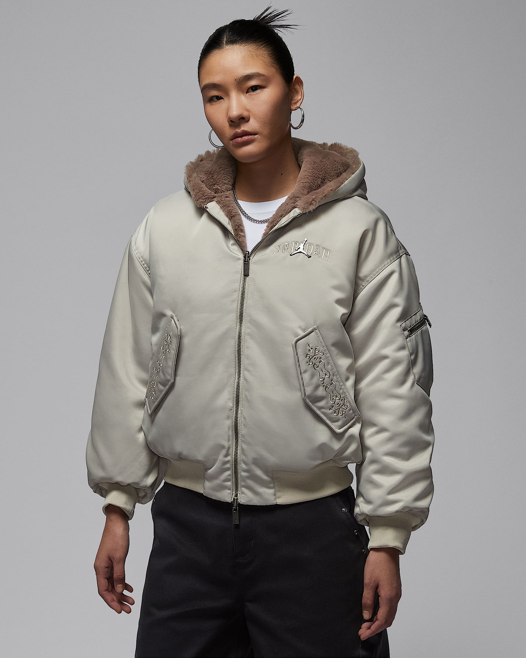 Jordan Flight Renegade 新年系列女子人造毛皮双面穿夹克 - 奶白 II