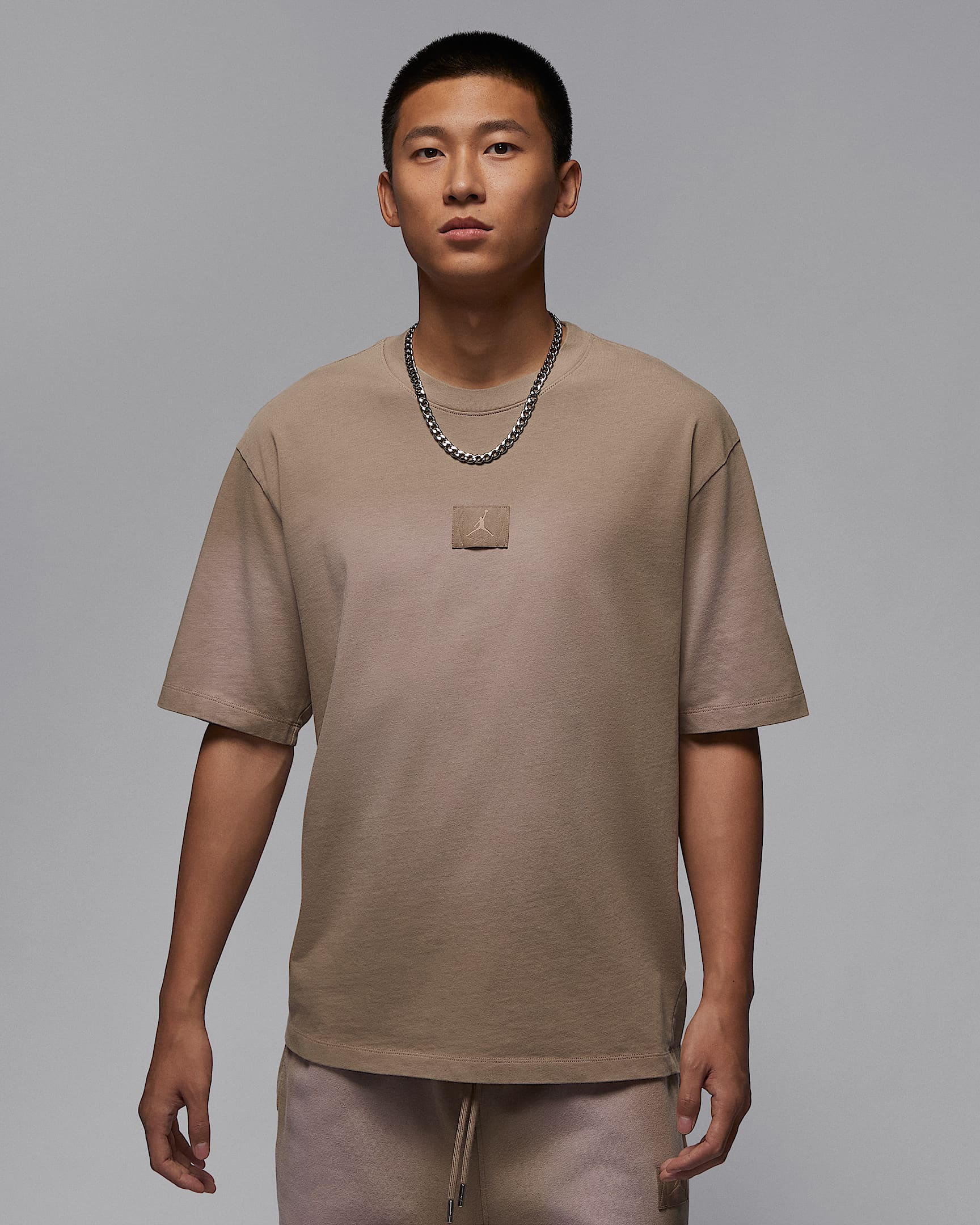 Jordan Flight Essentials 85 男子水洗T恤 - 沙漠迷彩