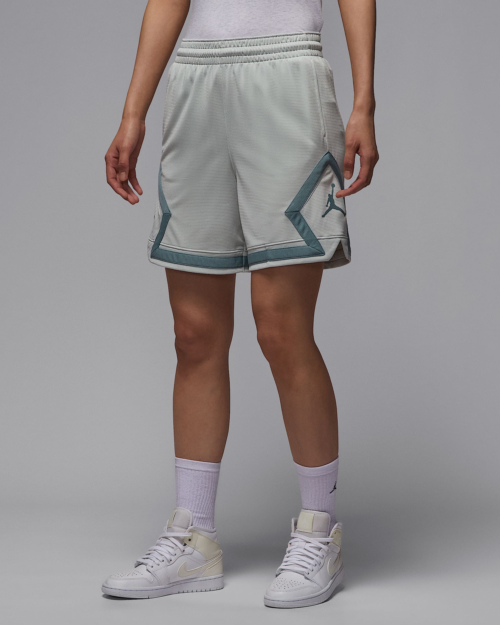 Jordan Sport Diamond 女子速干篮球短裤 - 浅银/浅银/飞行员灰/飞行员灰
