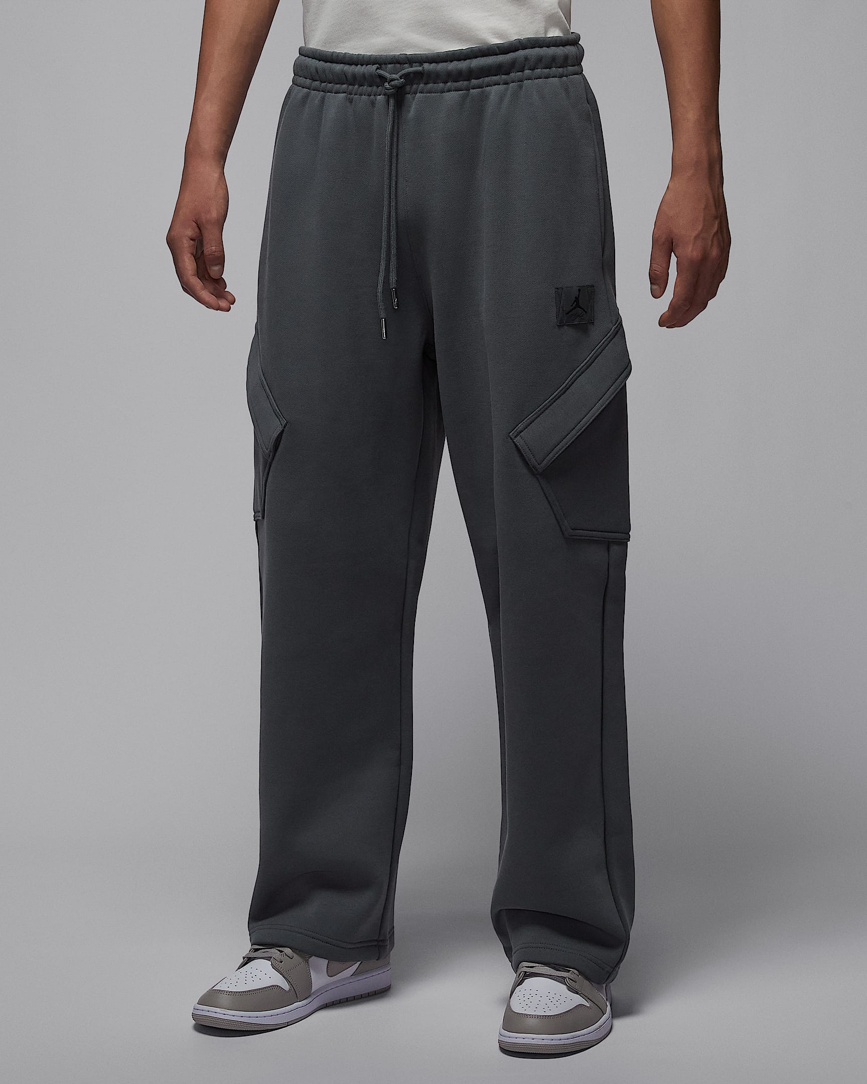 Jordan Flight Fleece Chicago 男子加绒长裤 - 铁灰/黑