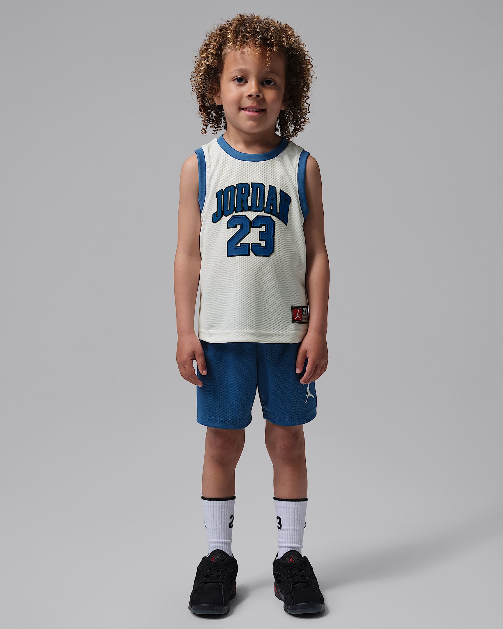 Jordan 23 婴童球衣和短裤套装 - 纯蓝