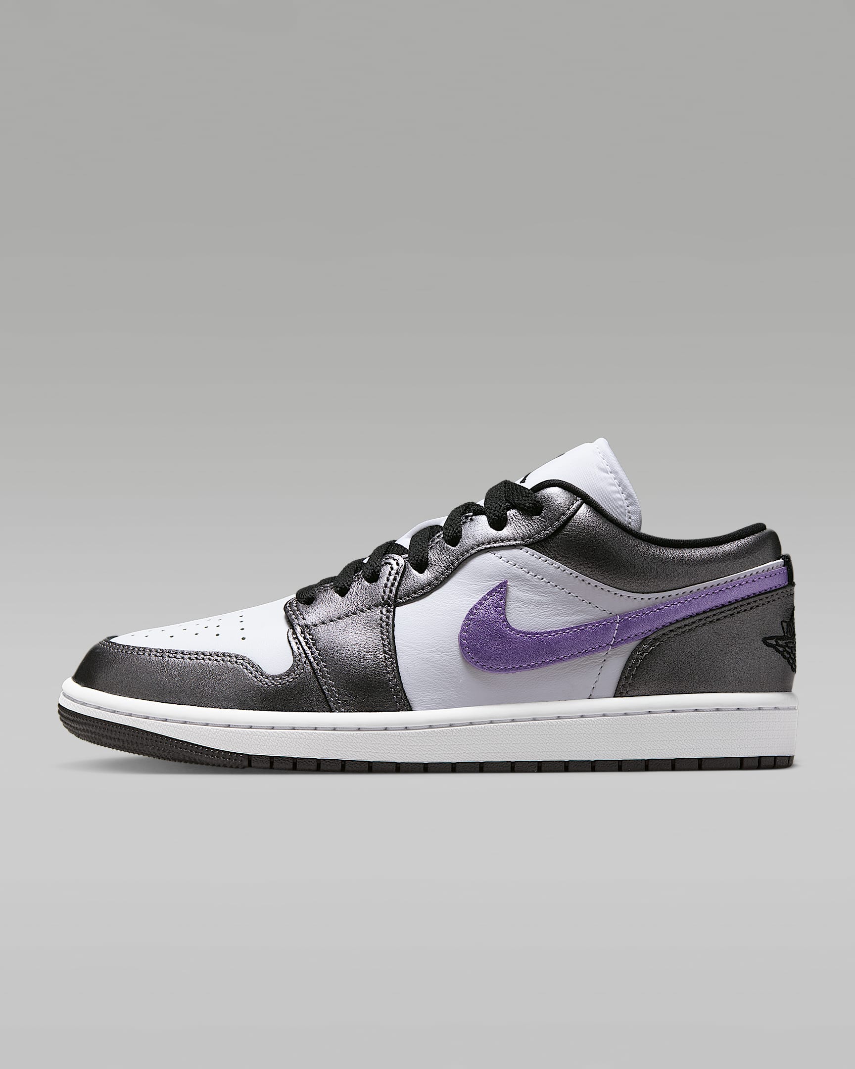 Air Jordan 1 Low SE 女子运动鞋 - 白色/黑/冰葡萄紫