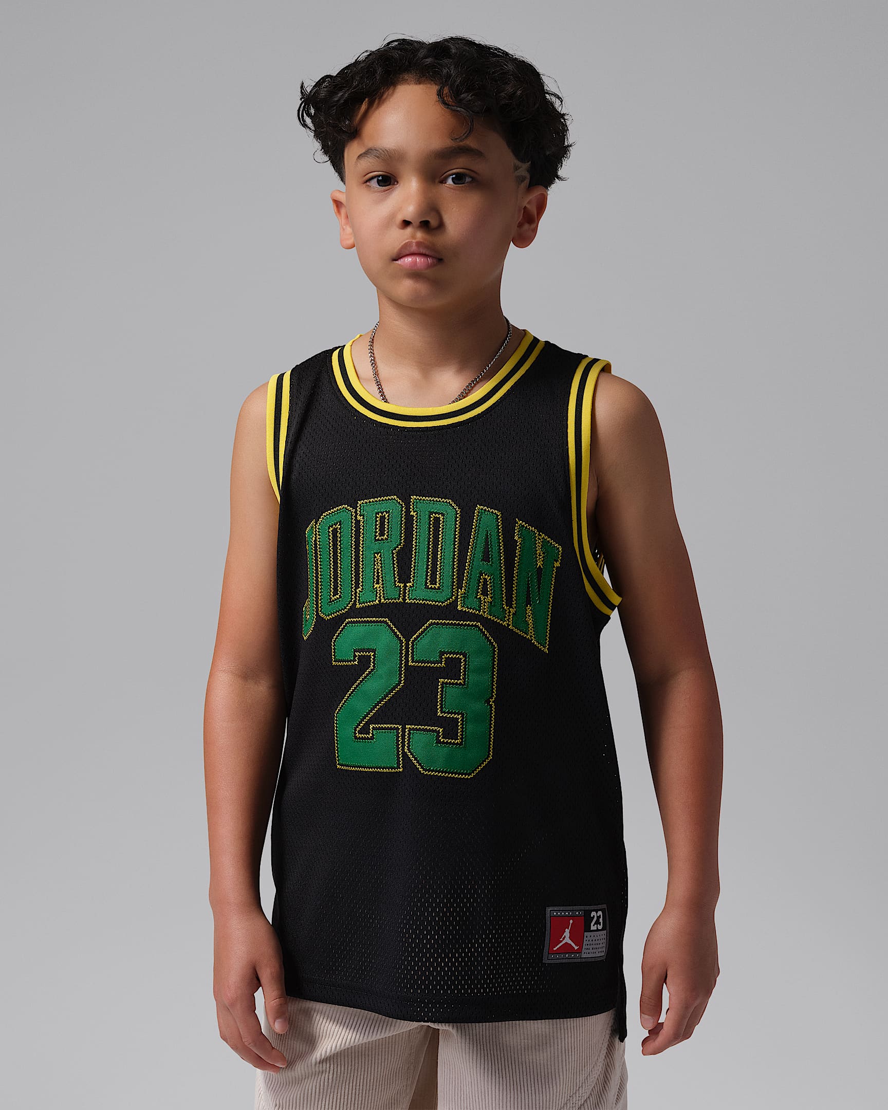 Jordan 23 大童（男孩）球衣 - 黑/幸运绿