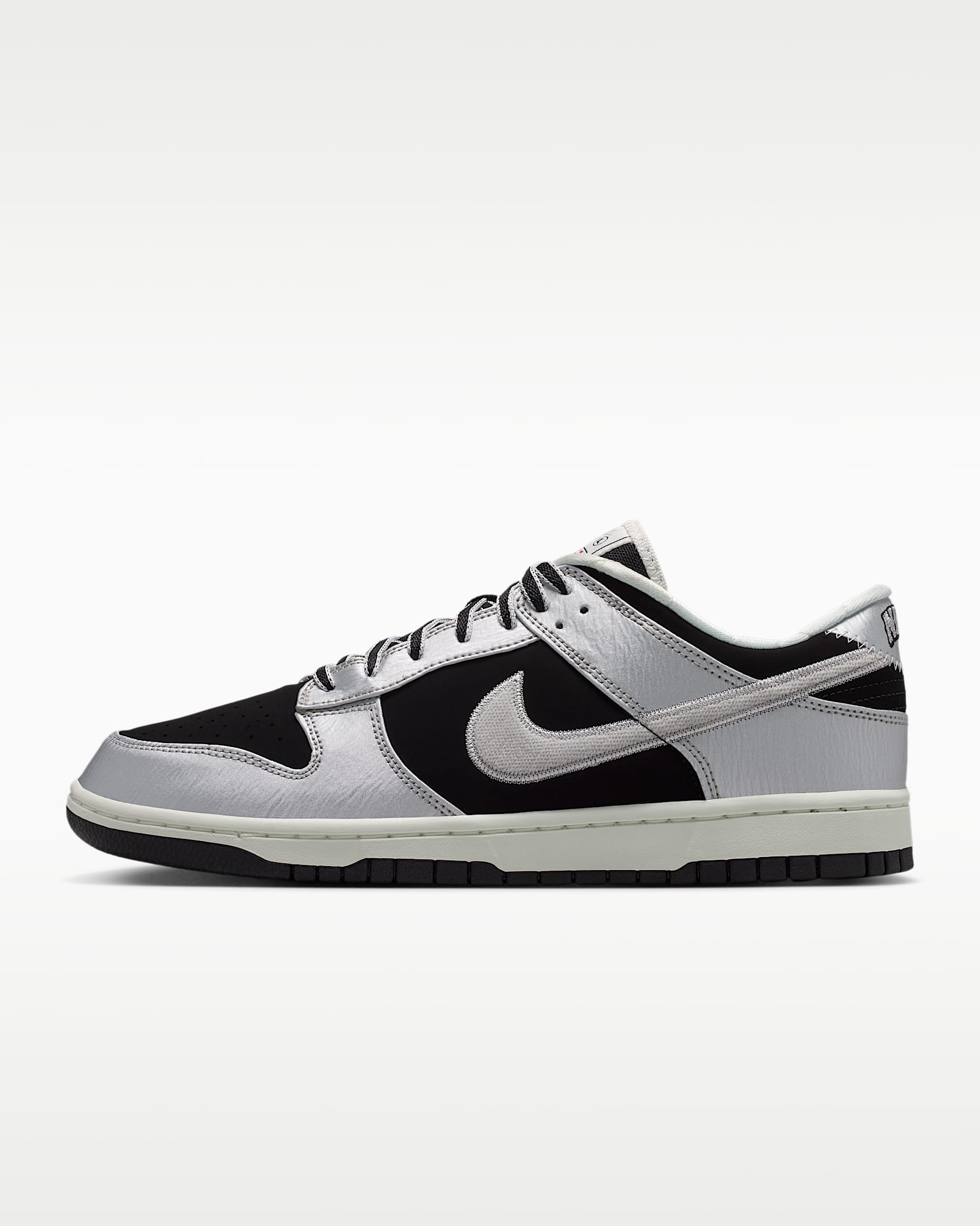 Nike Dunk Low Retro 男子运动鞋 - 金属银/黑/帆白/金属银