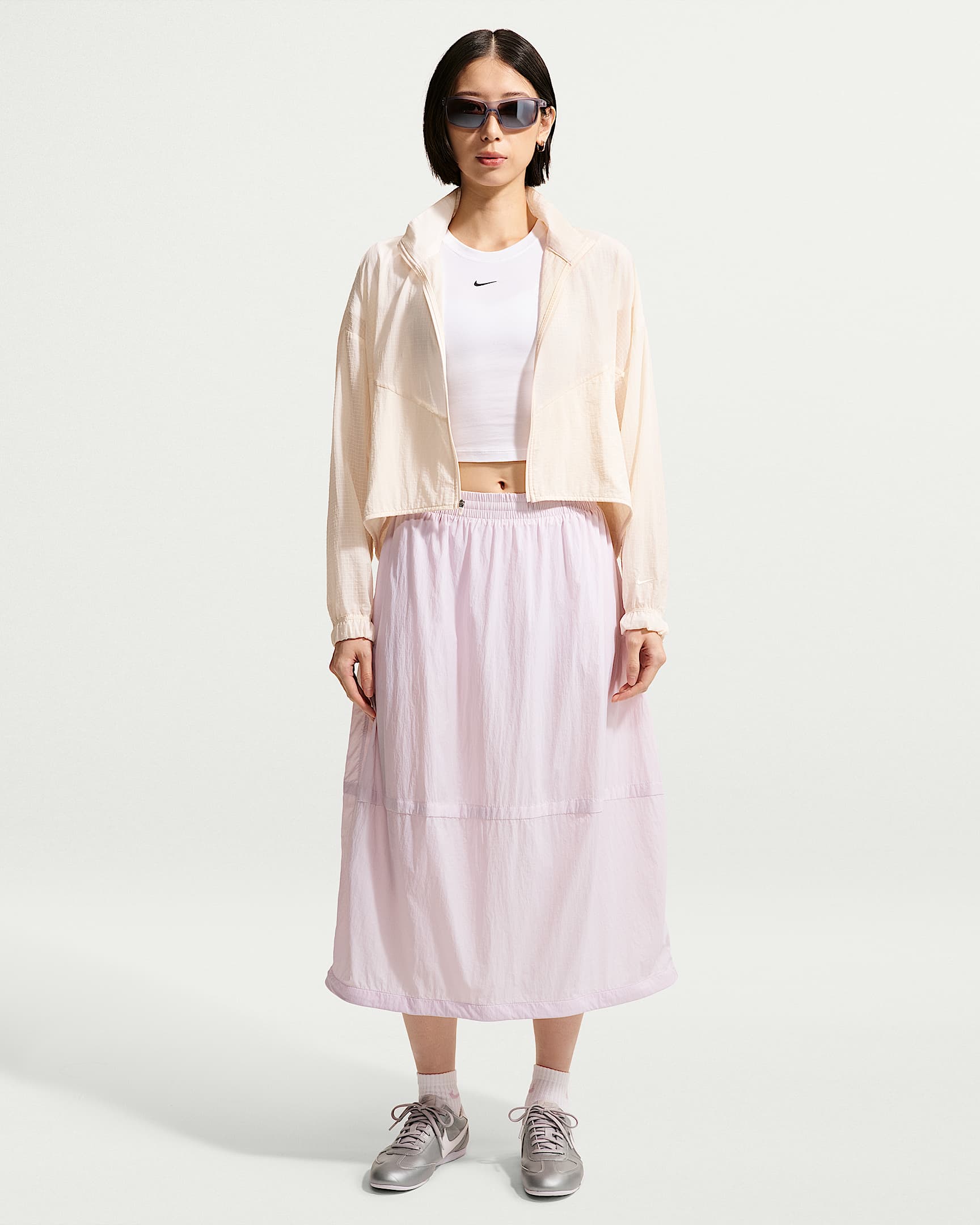 Nike Sportswear 女子 Oversize 风轻盈防晒拒水半身裙 - 浅紫丁香色/帆白