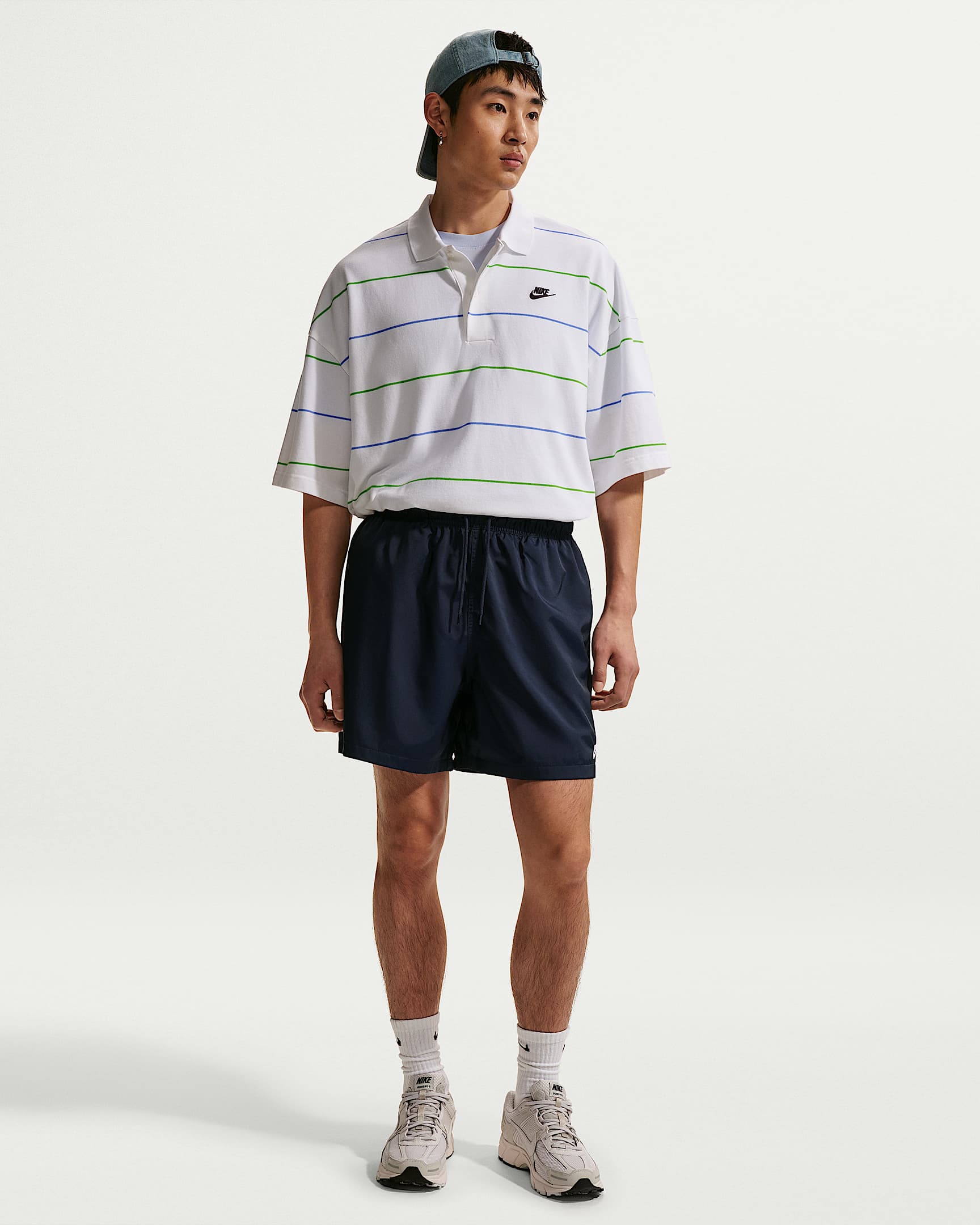 Nike Club 男子梭织短裤 - 黑曜石色/白色