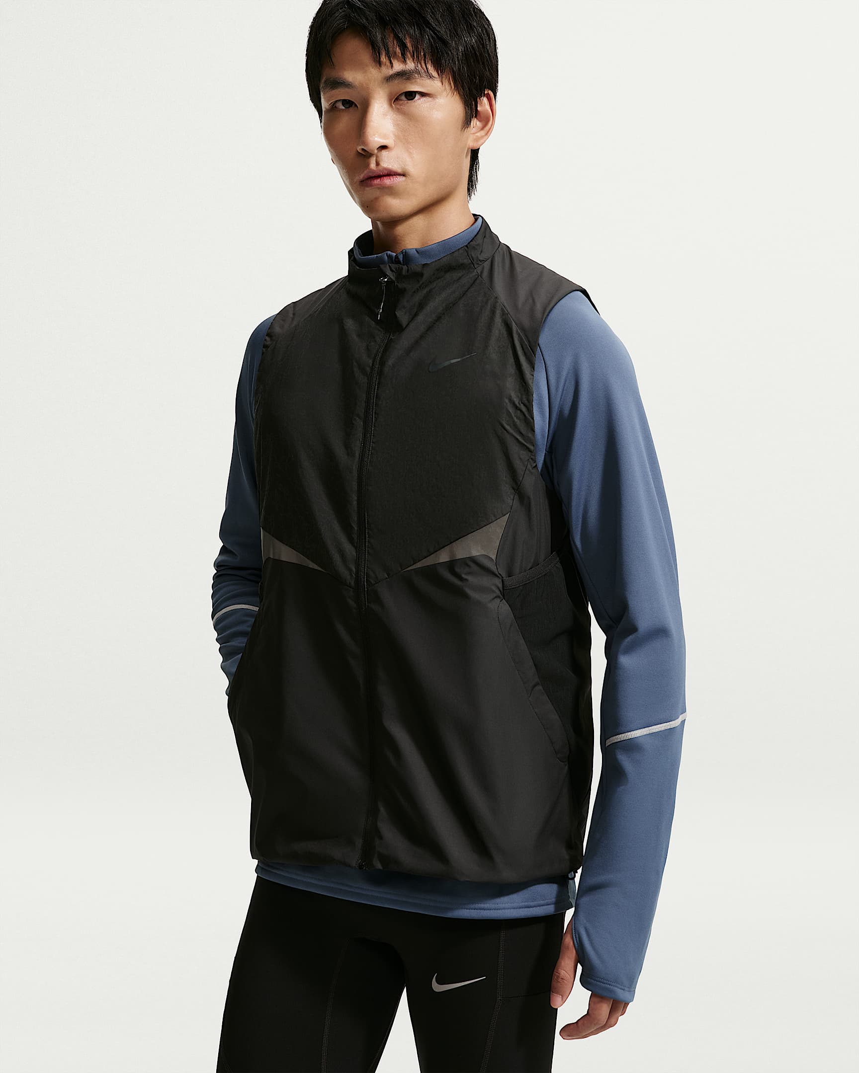 Nike Stride Therma-FIT 锁热科技男子加绒拼接里料冬季款跑步马甲 - 黑/煤黑