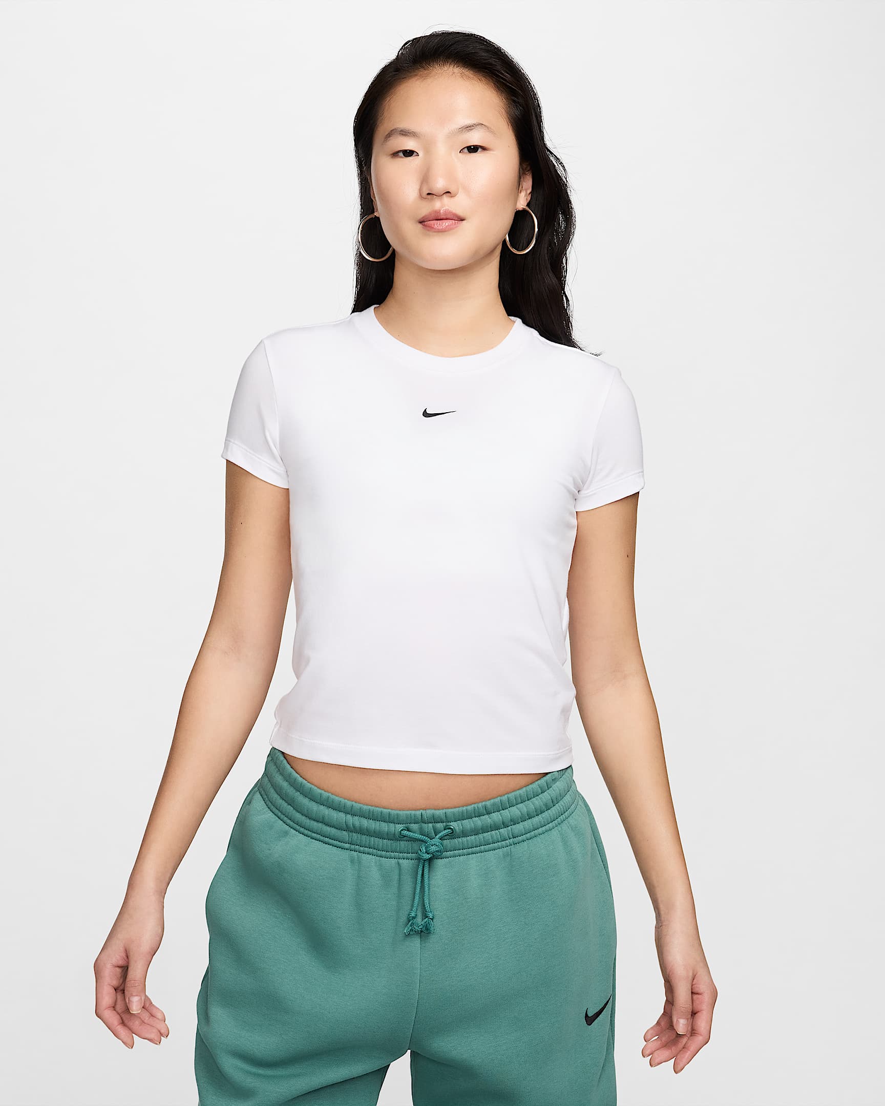 Nike Sportswear Chill Knit 女子短袖T恤 - 白色/黑
