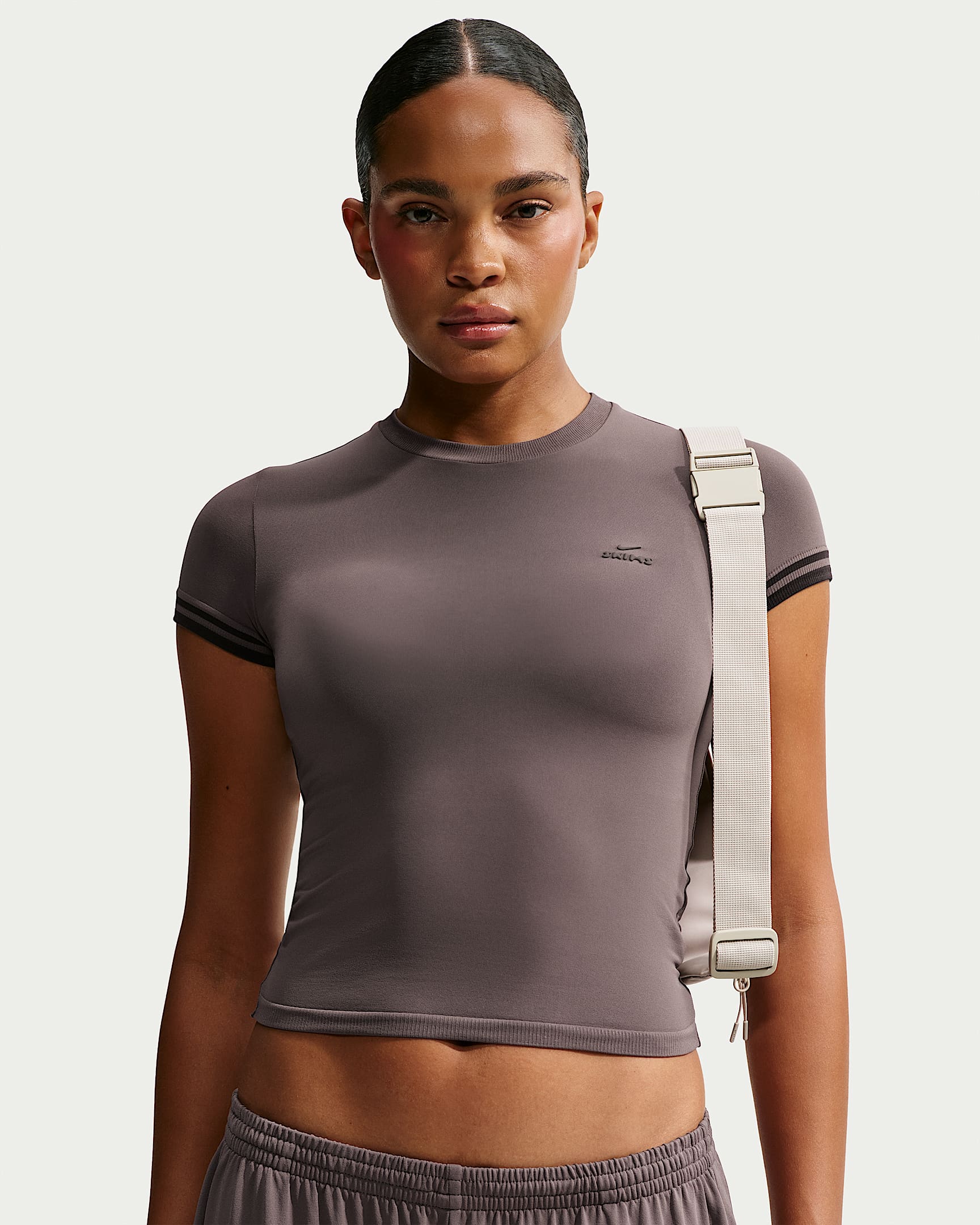 NikeSKIMS Stretch Knit 2.0 女子短袖短款圆领上衣 - NSKM Resin/NSKM Phoenix/NSKM Resin