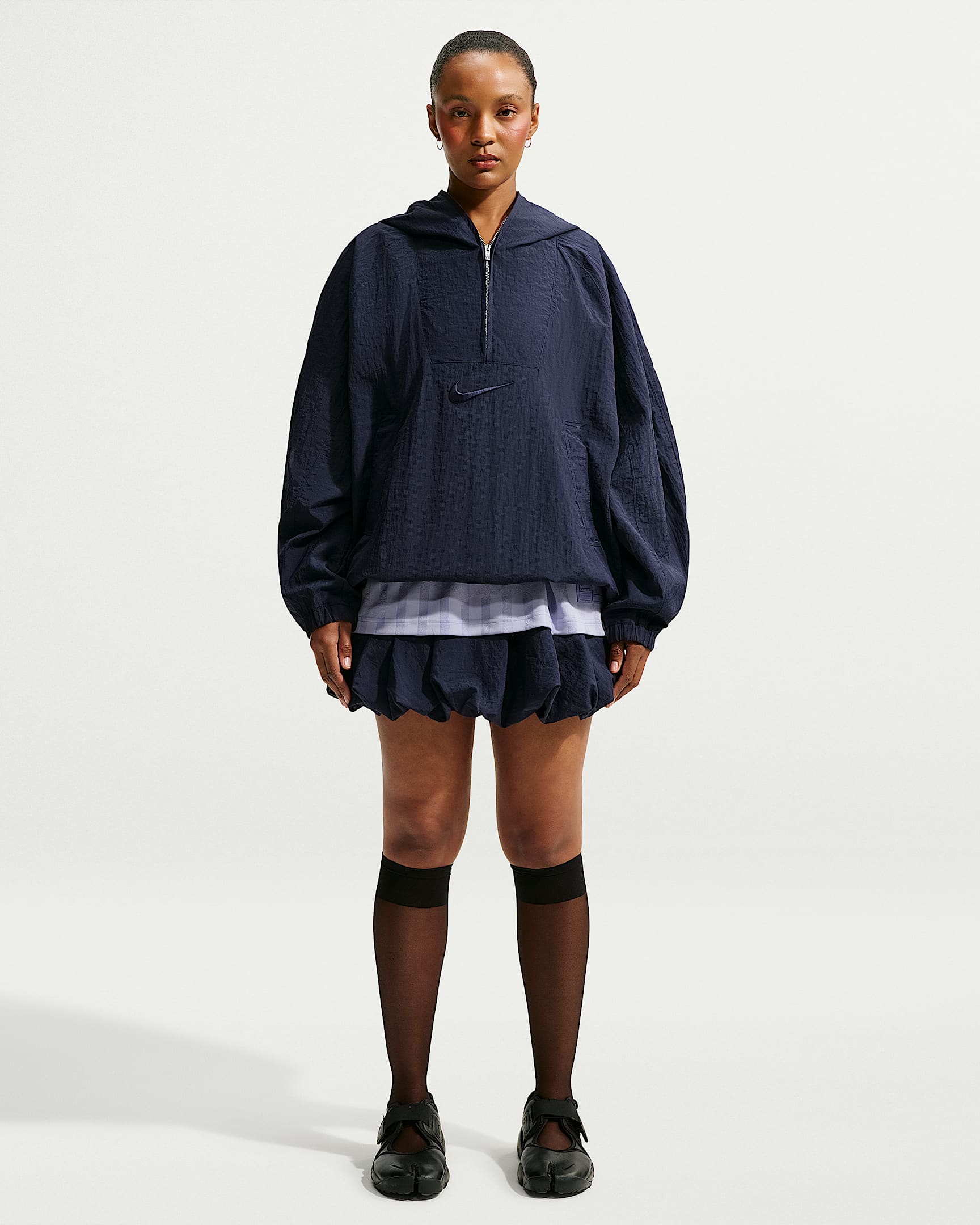 Nike Runway 女子轻便型裤裙 - 黑蓝