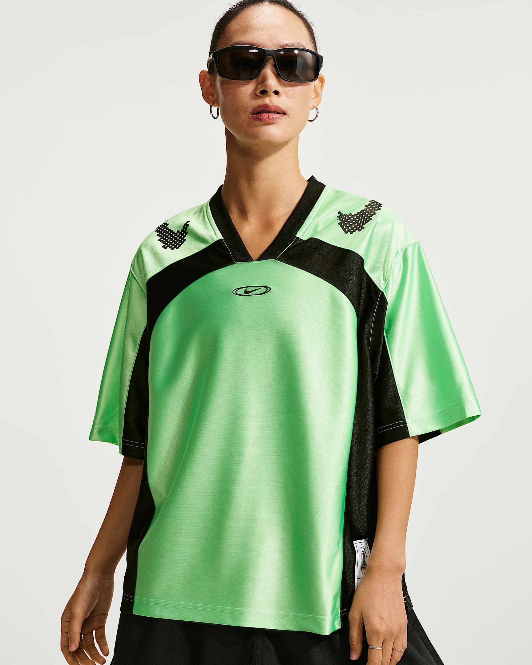 Nike Sportswear 女子 Oversize 风短袖球衣 - 梦幻绿/黑/黑/黑