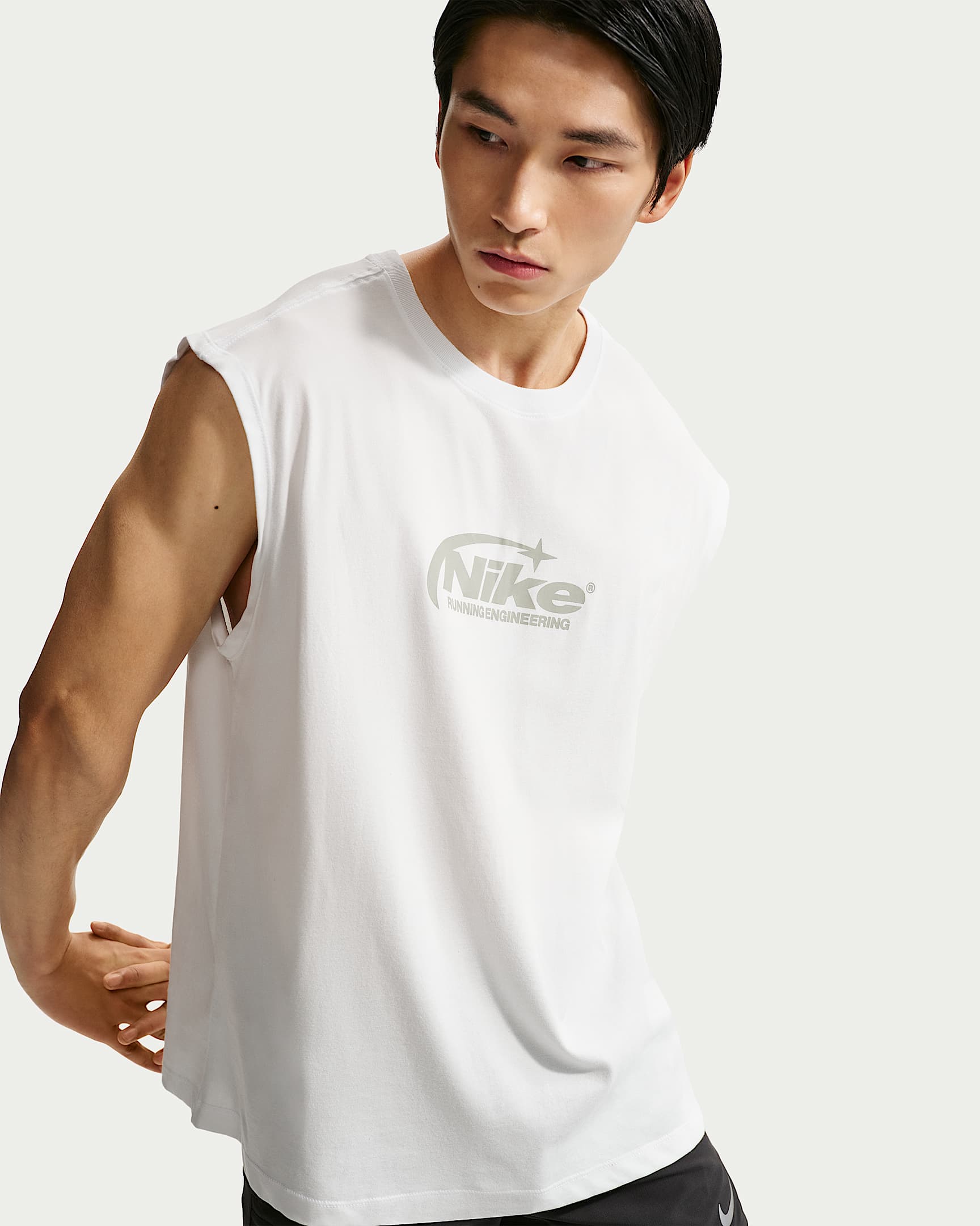 Nike Dri-FIT 男子速干无袖跑步T恤 - 山峰白/雾杉木绿