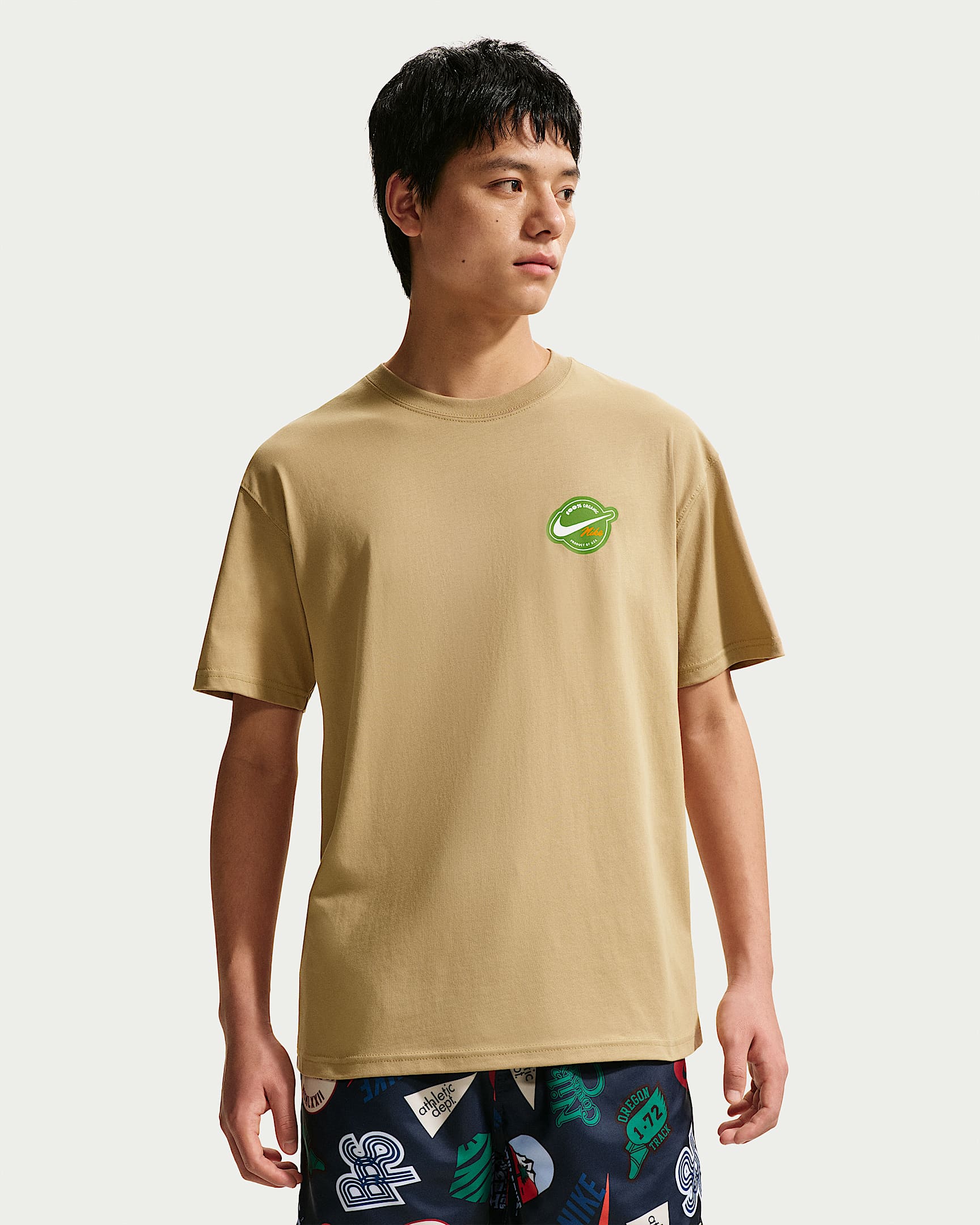 Nike Sportswear 男子T恤 - 杏茶色