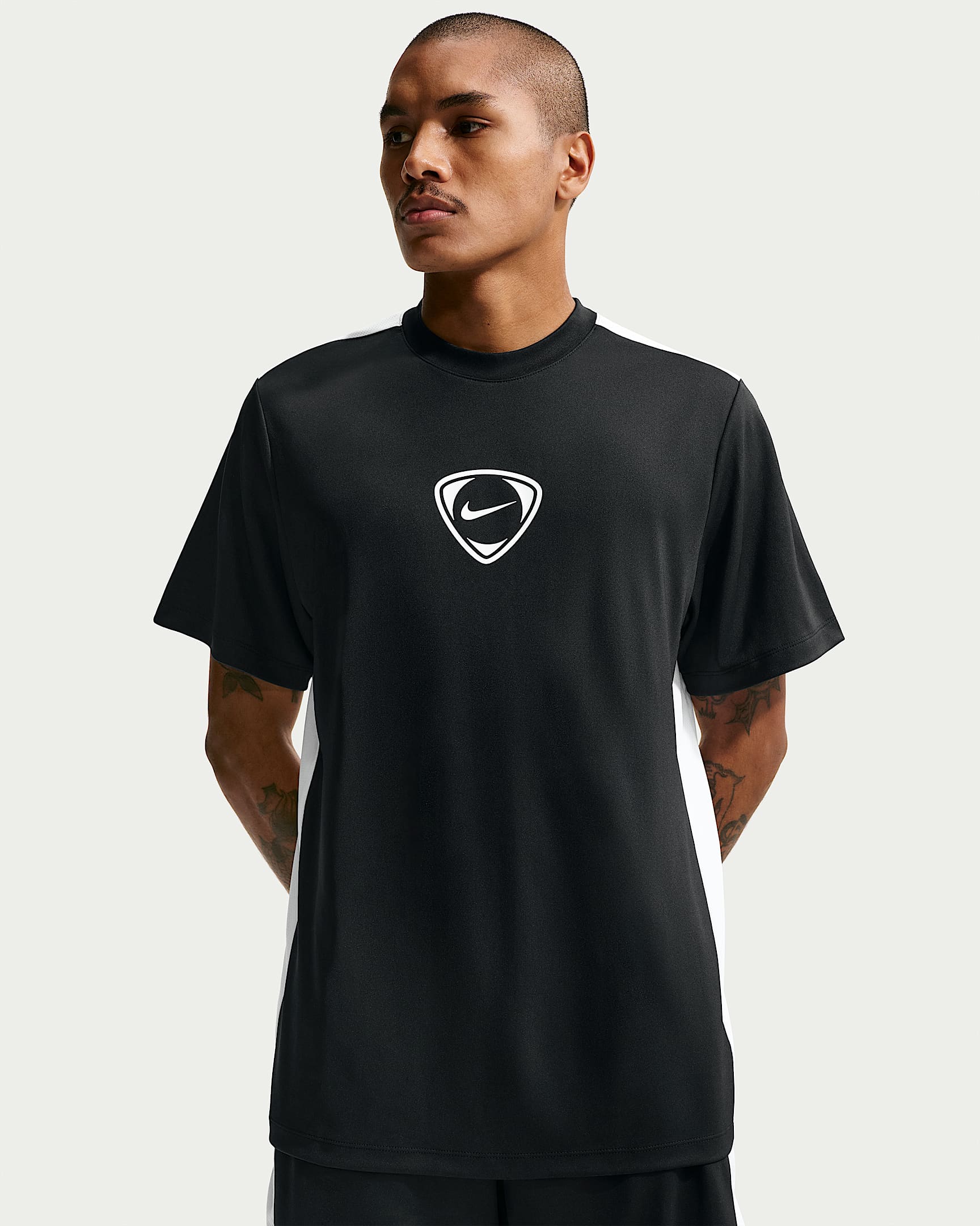 Nike Academy+ Dri-FIT 男子速干短袖足球上衣 - 黑/白色/白色