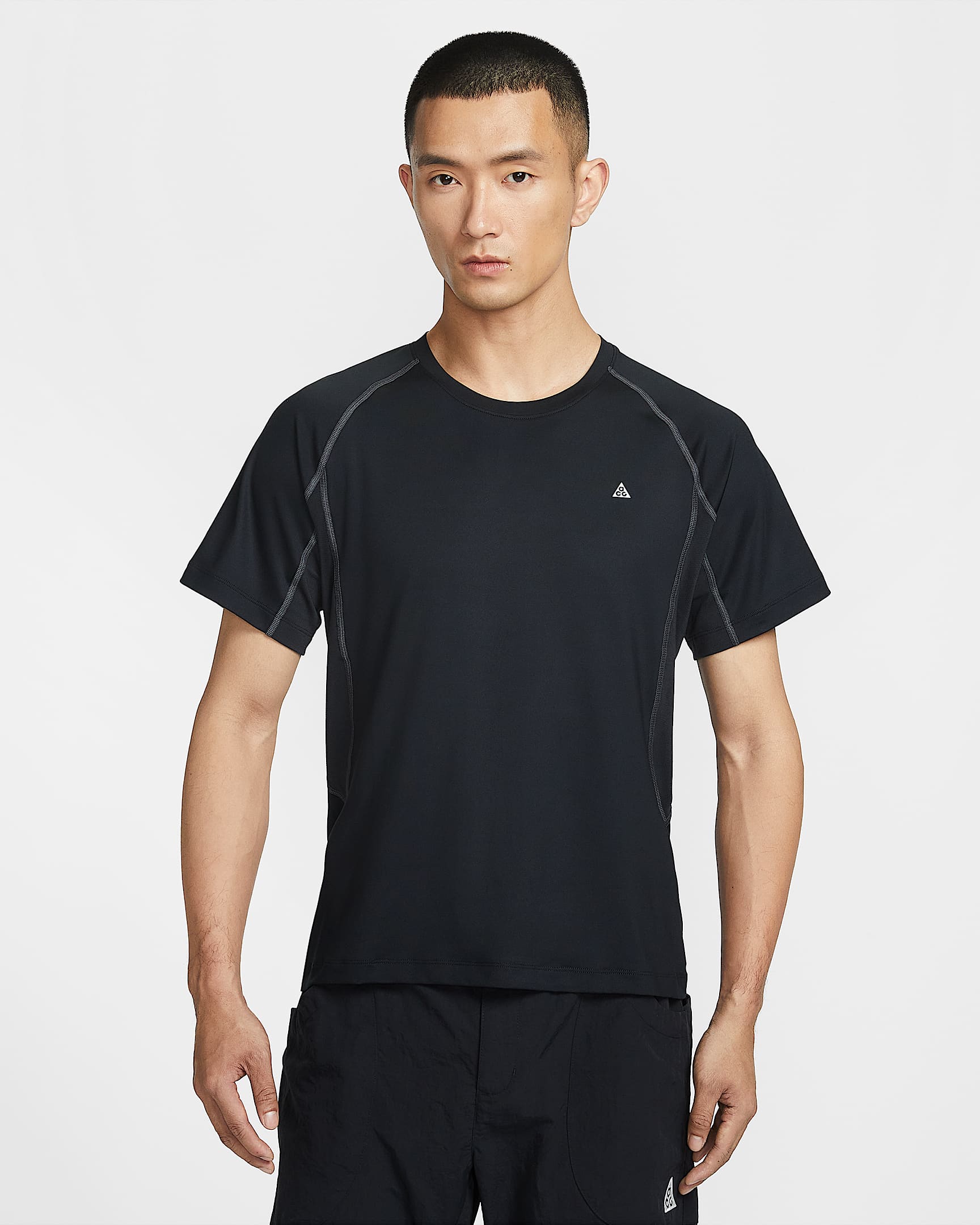 Nike ACG "Wildsee" Dri-FIT 男子速干修身短袖运动上衣 - 黑/煤黑/山峰白