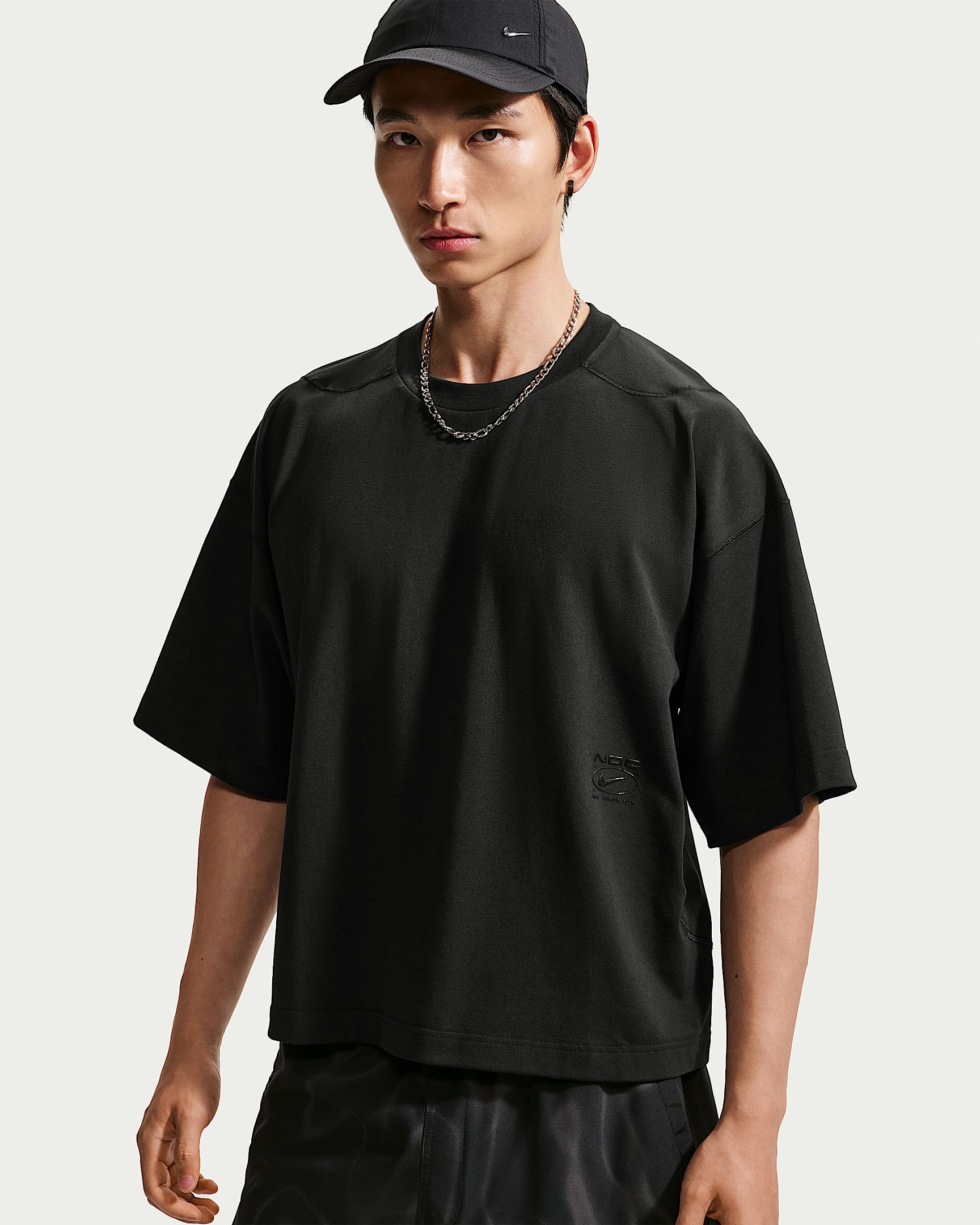 Nike N.A.C. Dri-FIT 男子速干短袖训练上衣 - 黑/黑