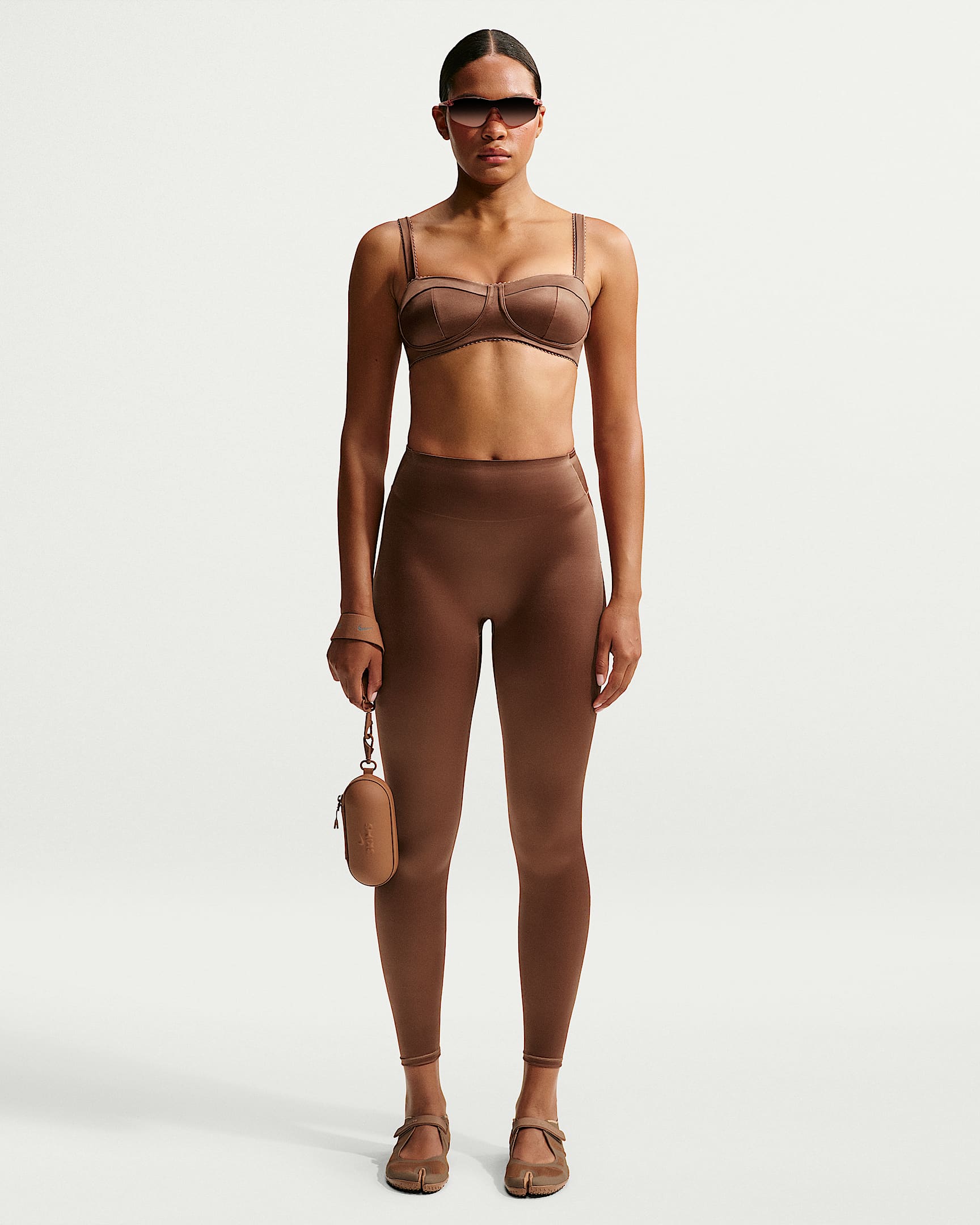 NikeSKIMS Satin Shine 女子速干粘合高腰紧身裤 - NSKM Carob Brown