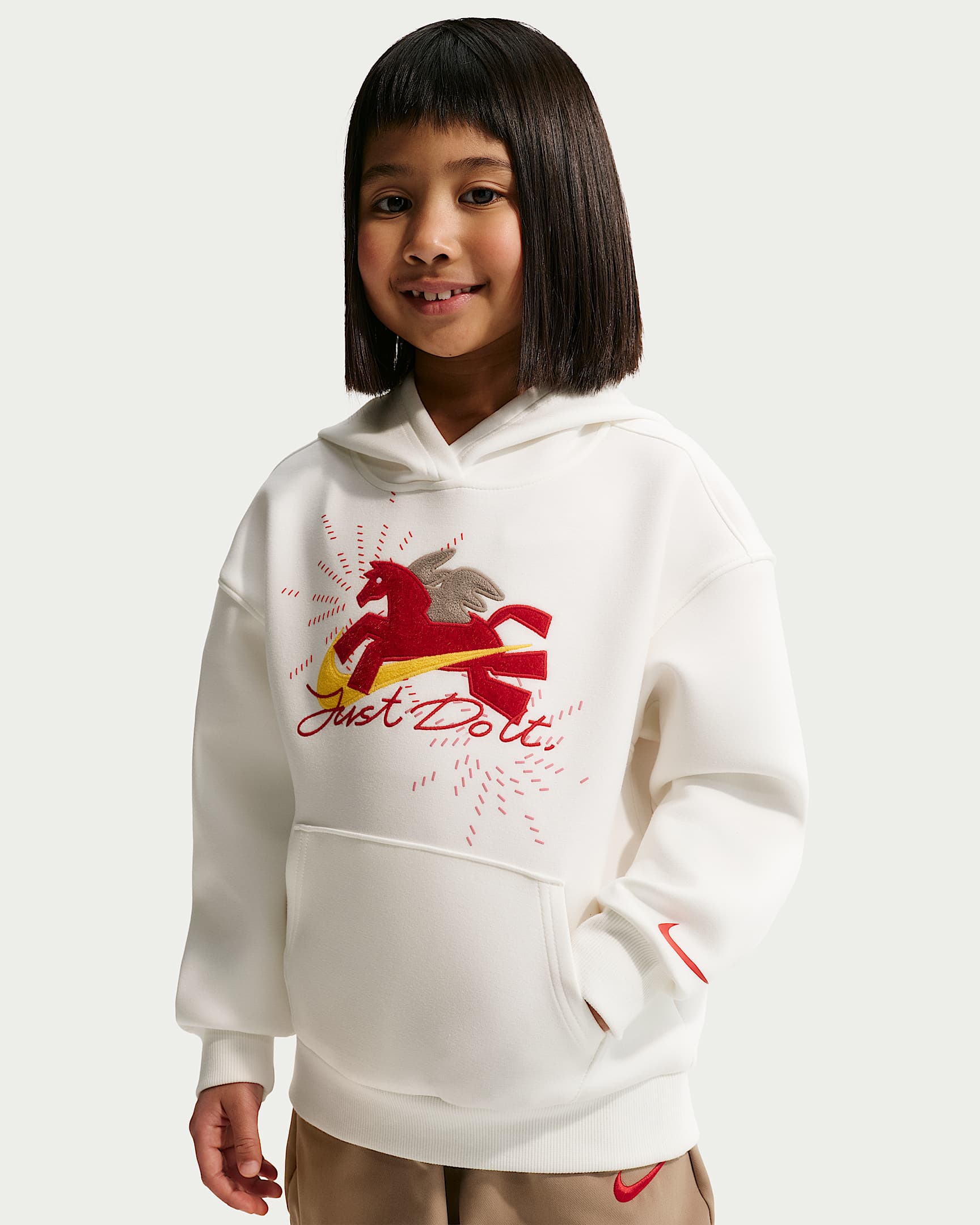 Nike 马年限定脱缰系列新年款幼童 Wings 贴片套头连帽衫 - 帆白