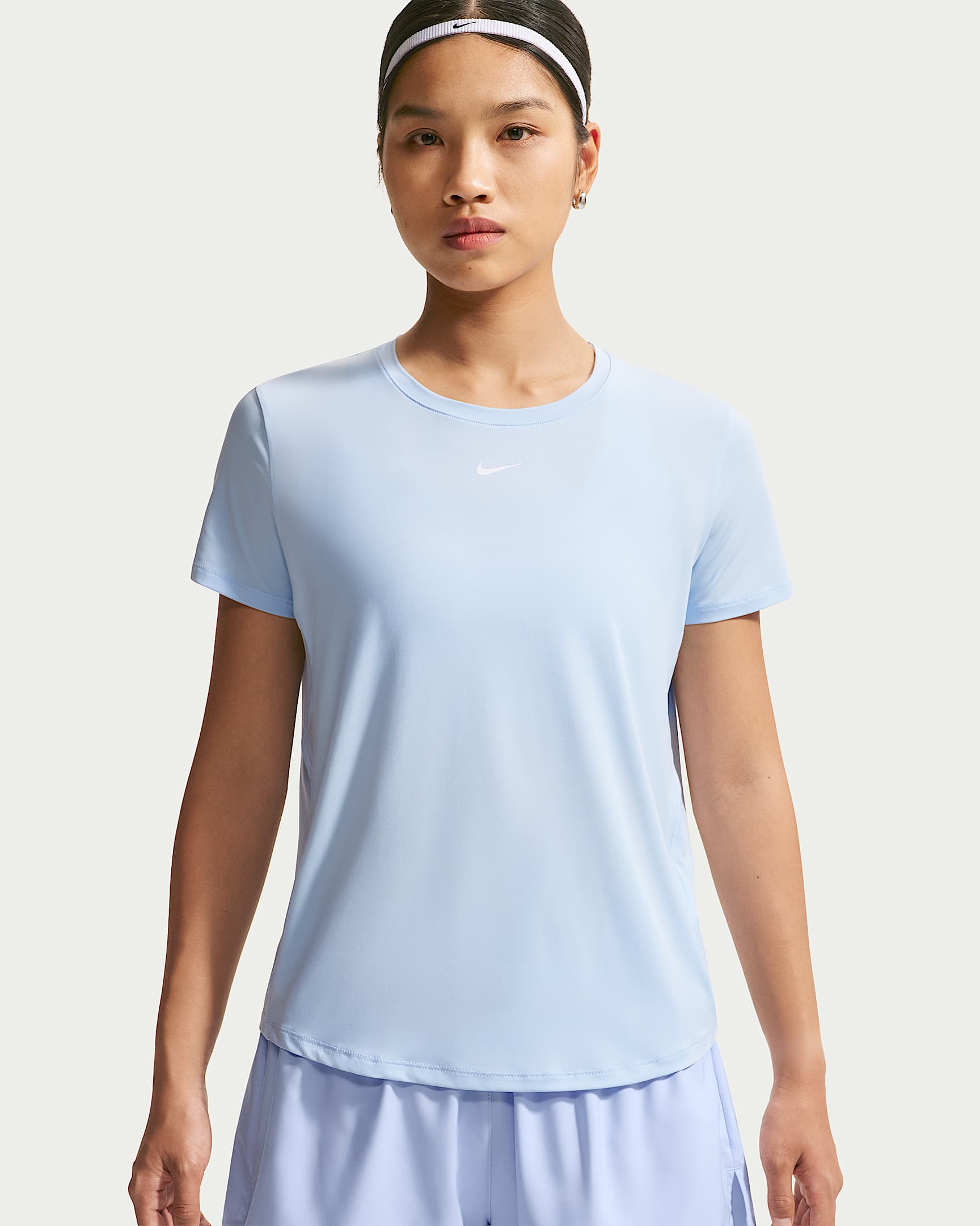 Nike One Classic Dri-FIT 女子透气速干经典款短袖上衣 - 氢蓝/白色