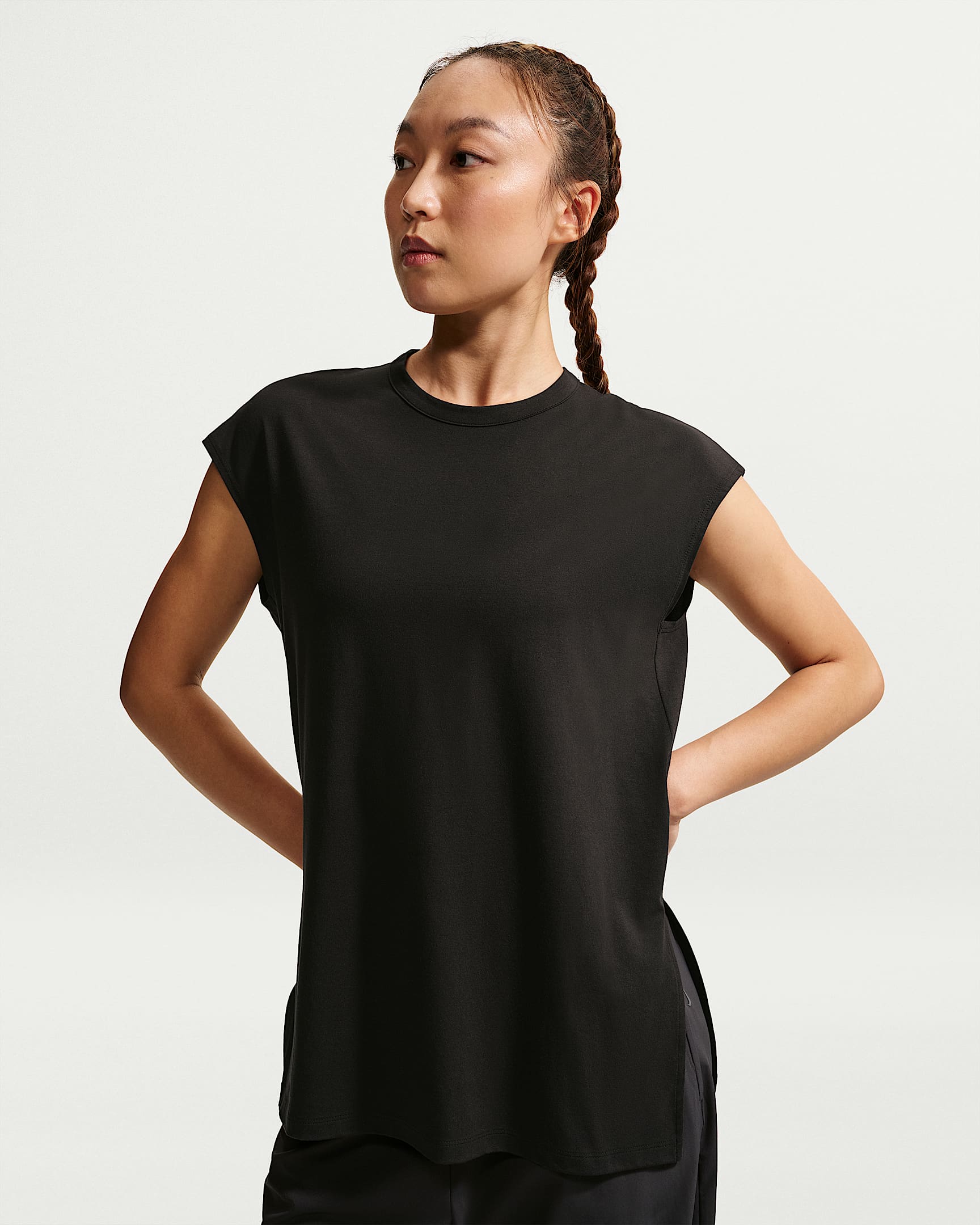 Nike 24.7 ImpossiblySoft Dri-FIT 超感柔软女子速干背心 - 黑/黑/暗烟灰