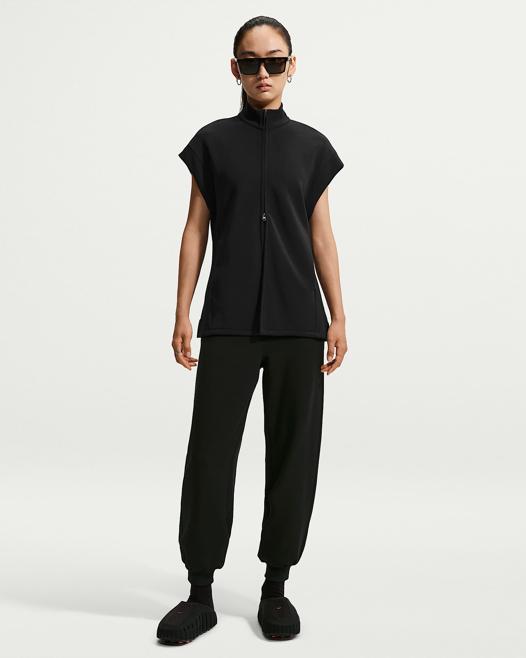 Nike 24.7 ImpossiblySoft Dri-FIT 超感柔软女子速干高腰长裤 - 黑/暗烟灰