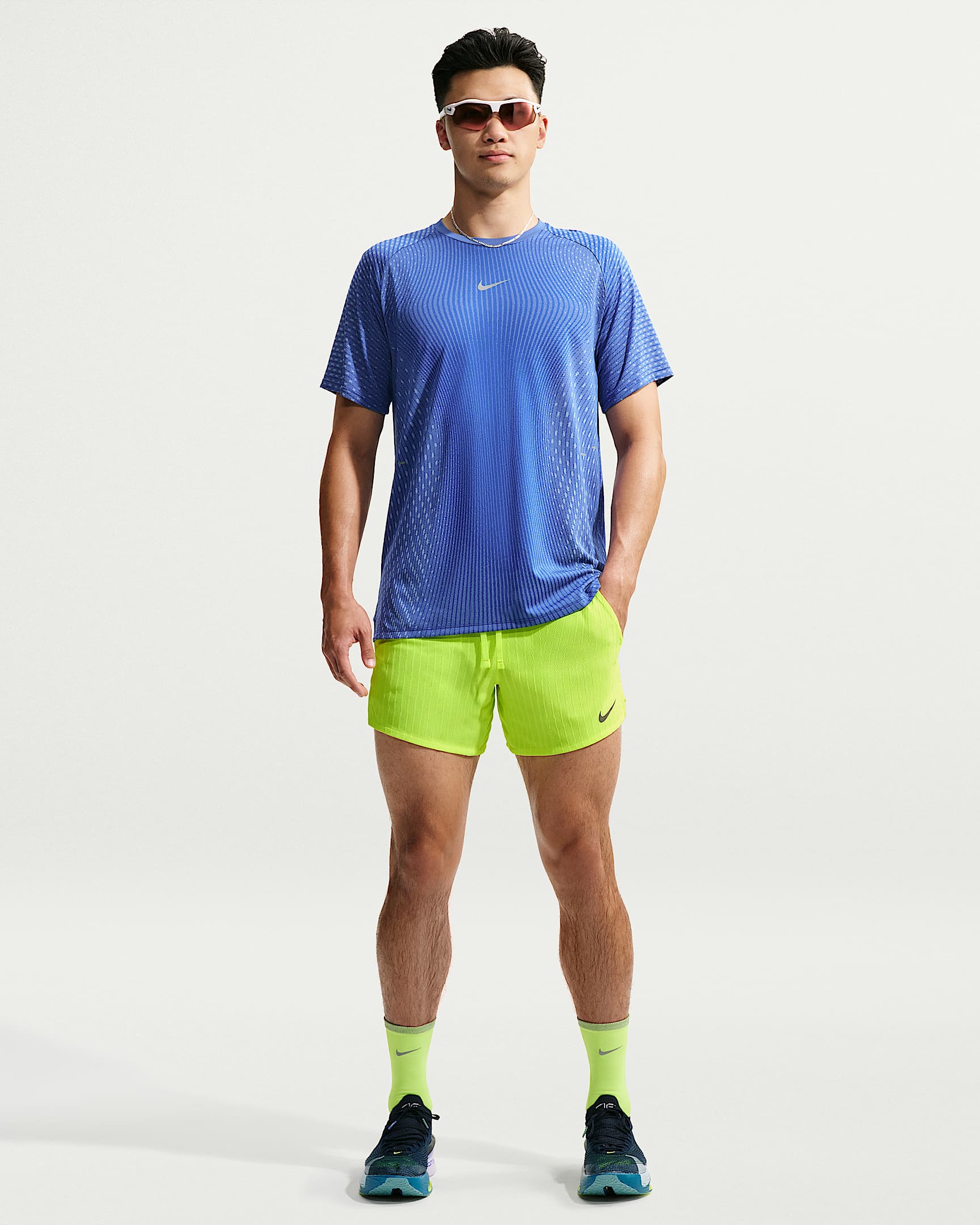 Nike Stride Aero-FIT 男子跑步短裤(含衬裤) - 荧光黄