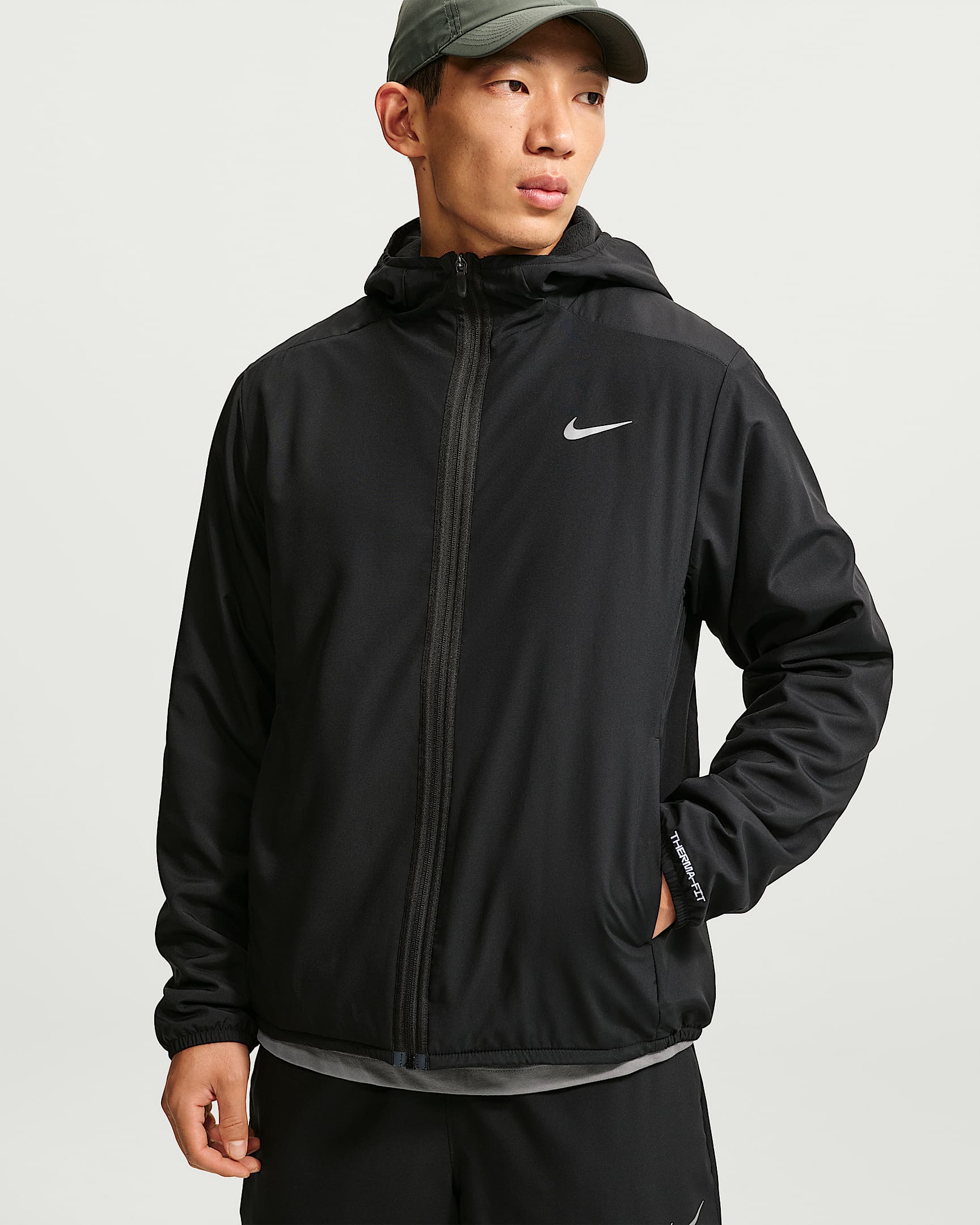 Nike Form Therma-FIT 男子摇粒绒里料百搭连帽梭织夹克 - 黑/黑