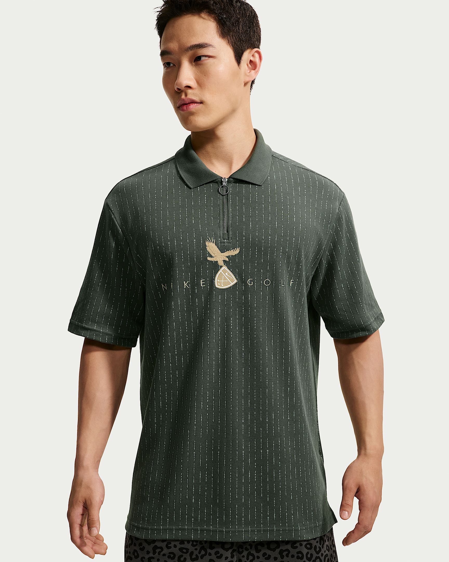 Nike Fairway Fresh Dri-FIT 男子速干高尔夫翻领短袖T恤 - 迷彩绿/地平线绿/石灰色