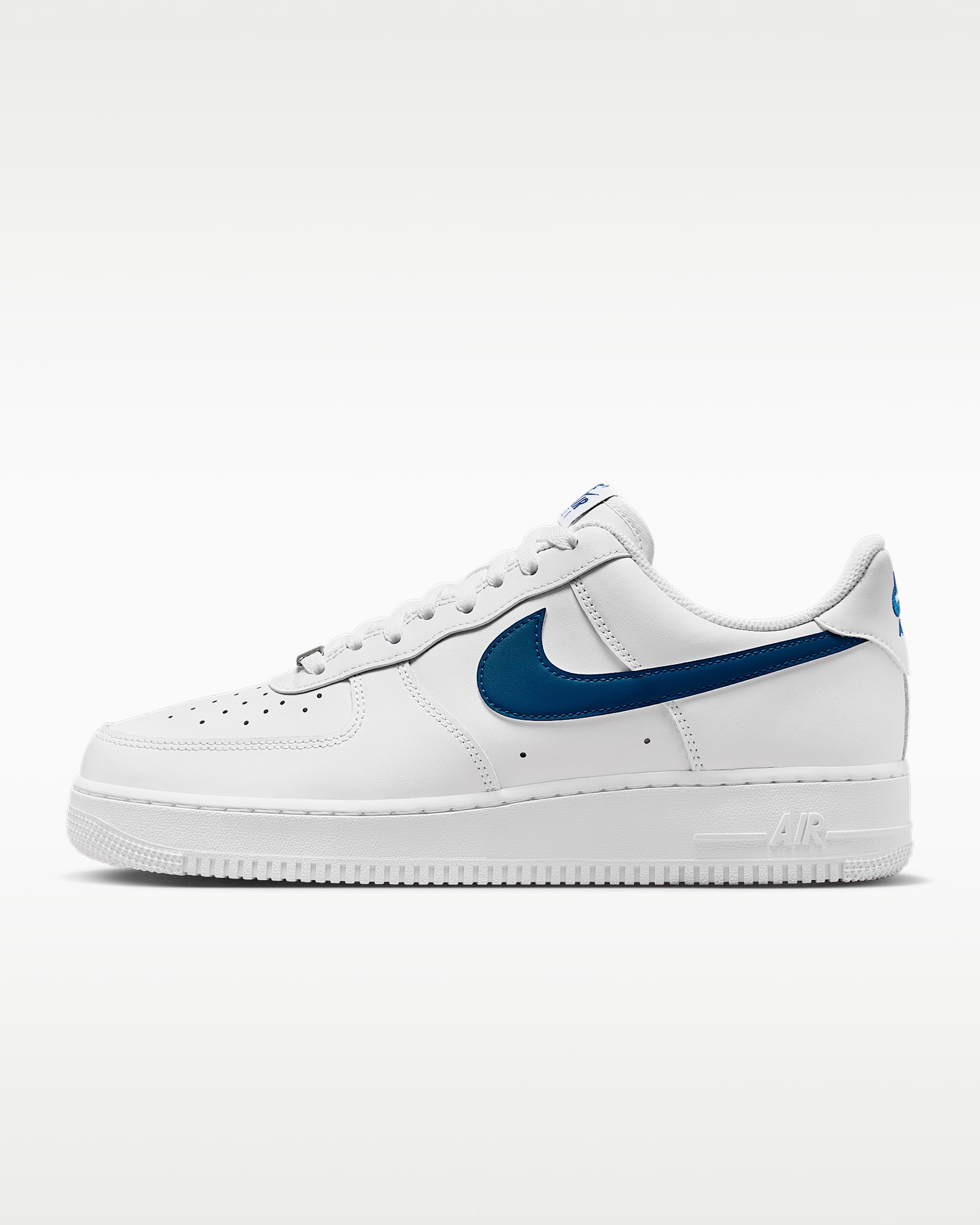 Nike Air Force 1 '07 男子空军一号运动鞋 - 白色/白色/庭蓝