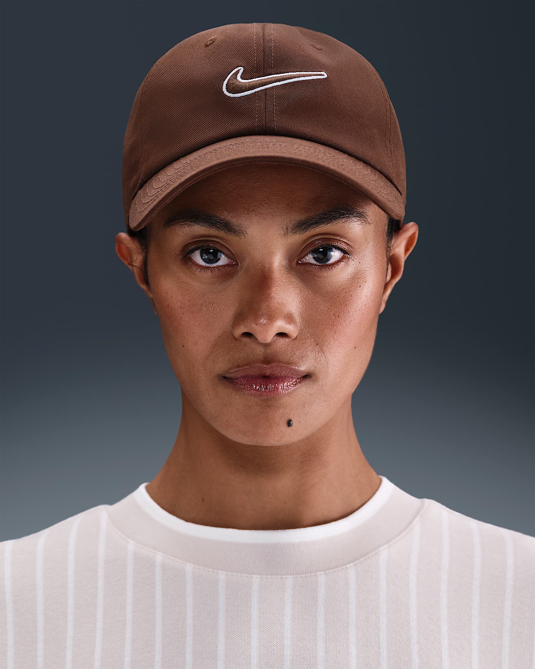 Nike Club 软顶耐克勾运动帽 - 动物群棕/动物群棕