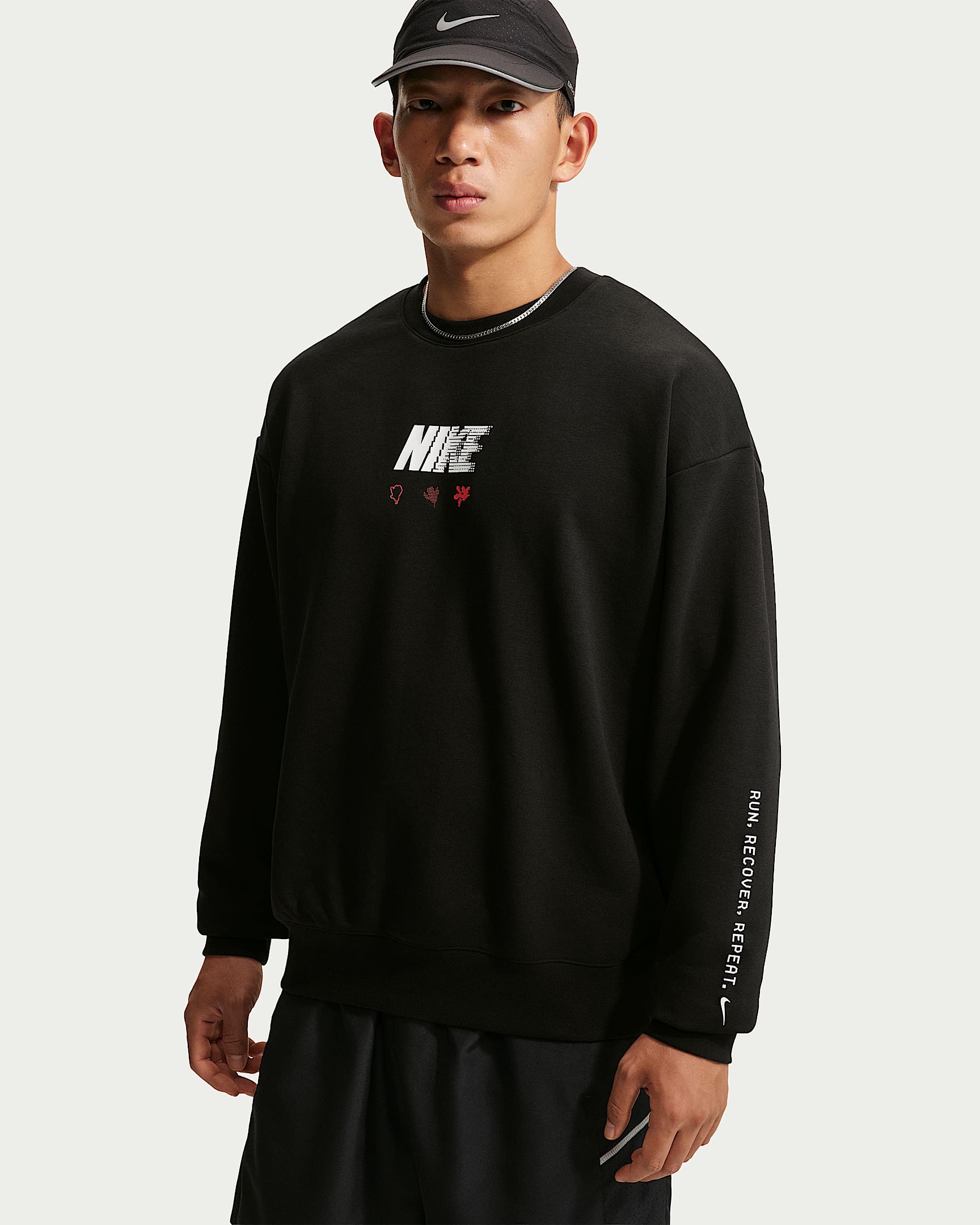 Nike Dri-FIT 男子速干法式毛圈印花跑步运动衫 - 黑