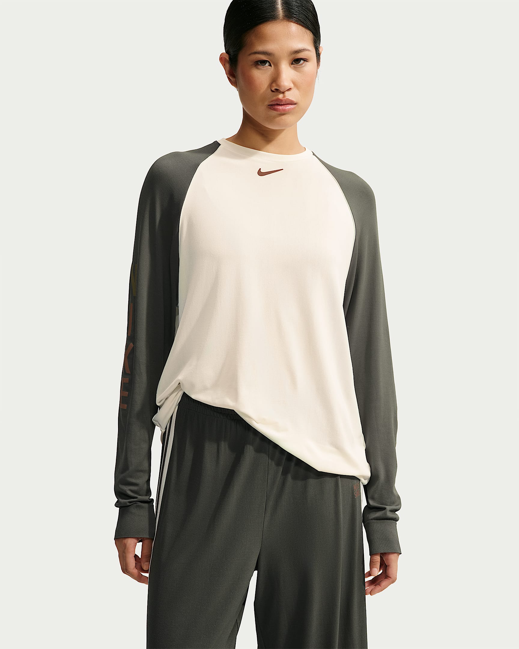 NikeSKIMS Stretch Knit 2.0 女子速干长袖上衣 - NSKM Ecru/NSKM Boulder