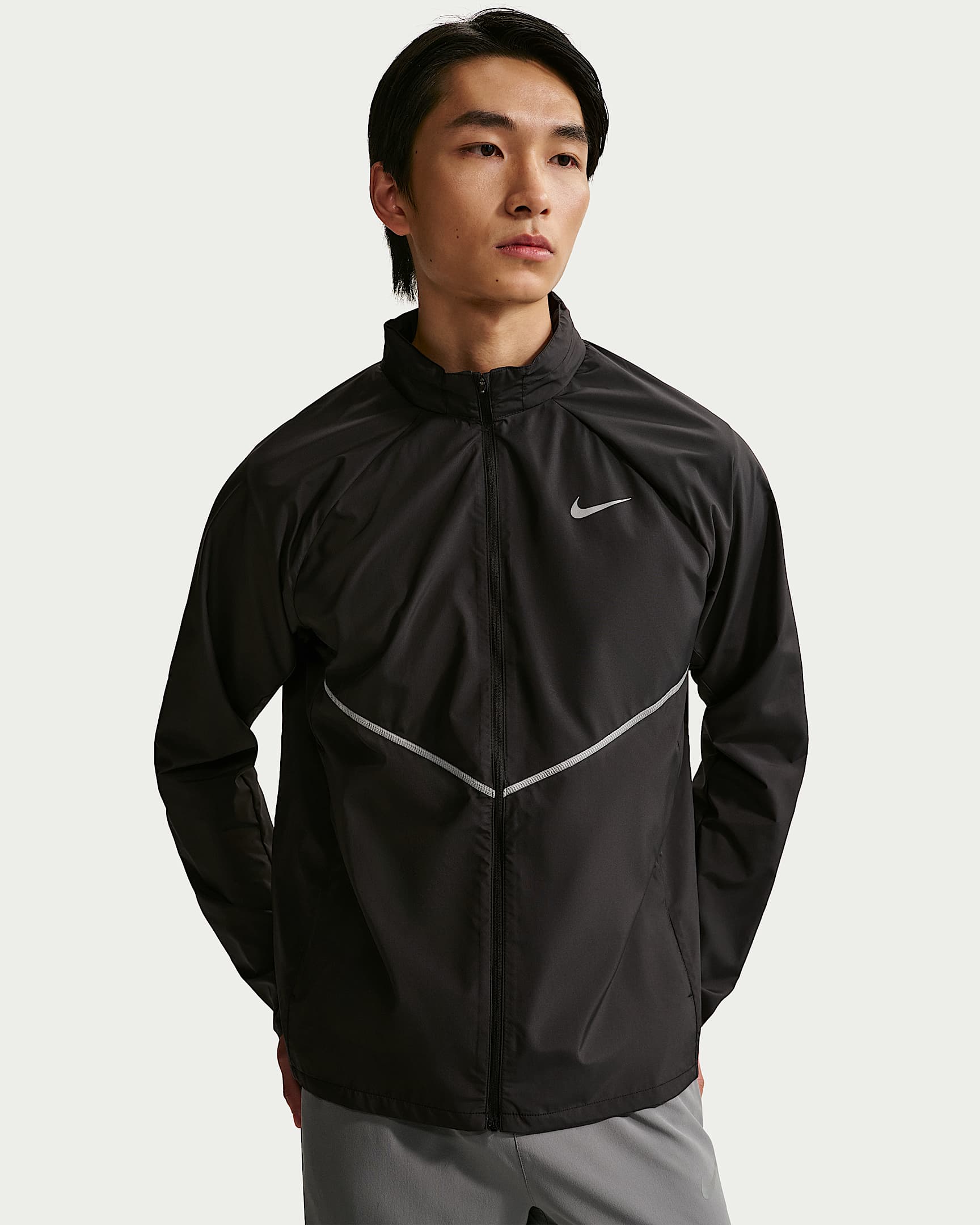 Nike Miler Repel 男子拒水跑步夹克防晒衣皮肤衣 - 黑/黑